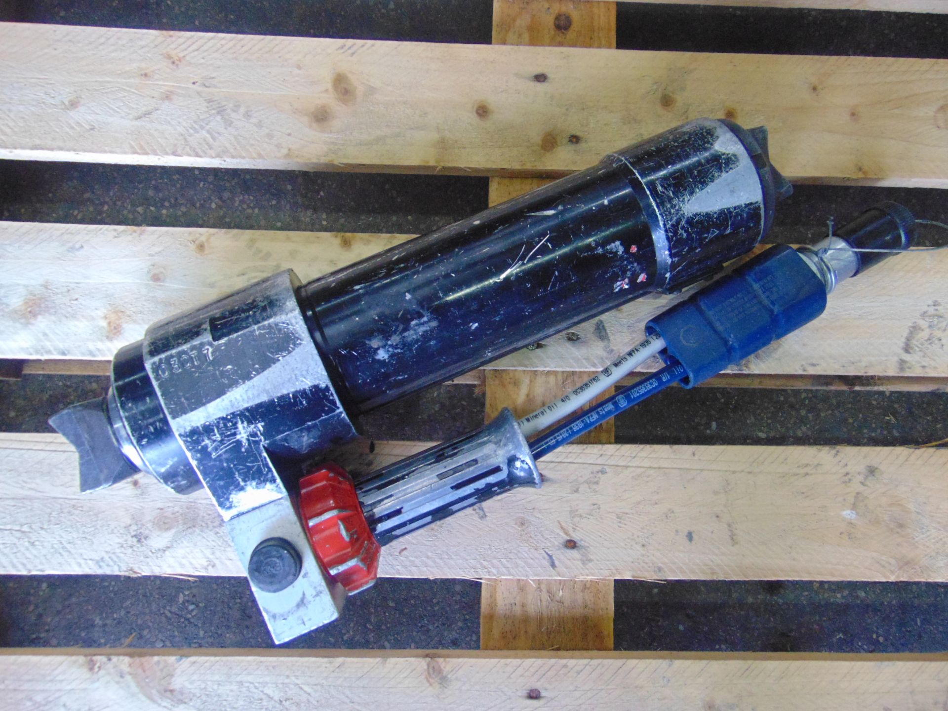 Lukas Centur Hydraulic Ram