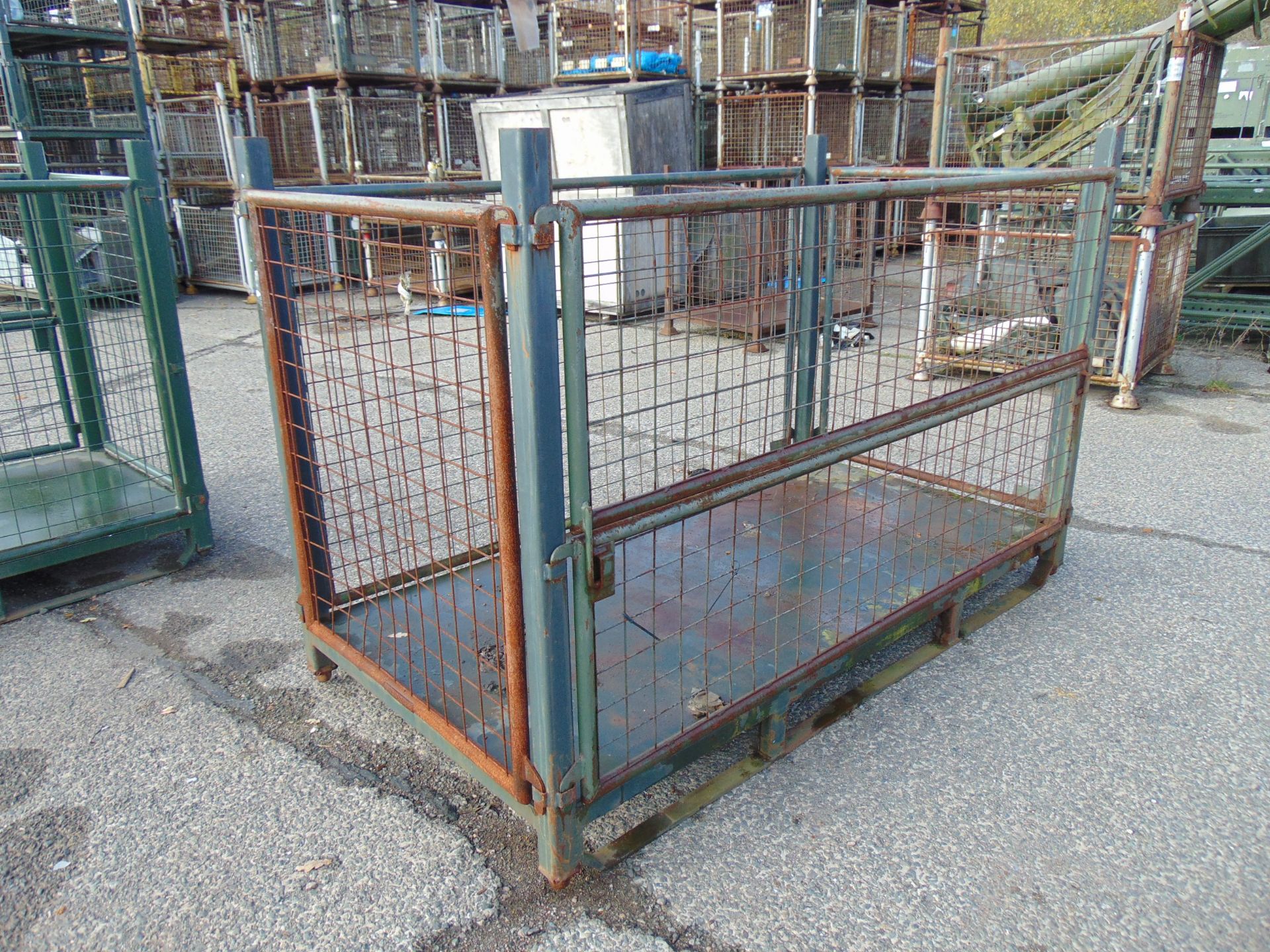 Heavy Duty Metal Stackable Stillage / Post Pallet