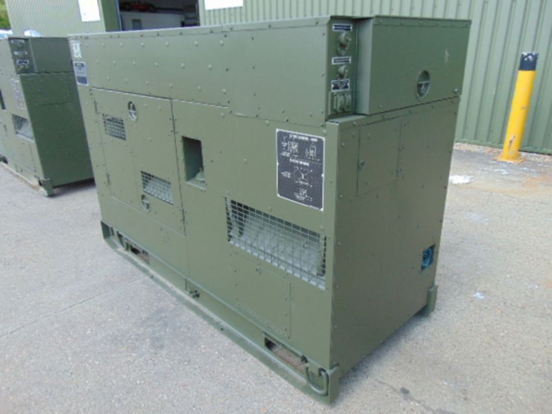 MEP-806B John Deere Diesel Powered 3 phase 75KVA 60KW-50/60HZ Generator - Image 6 of 22