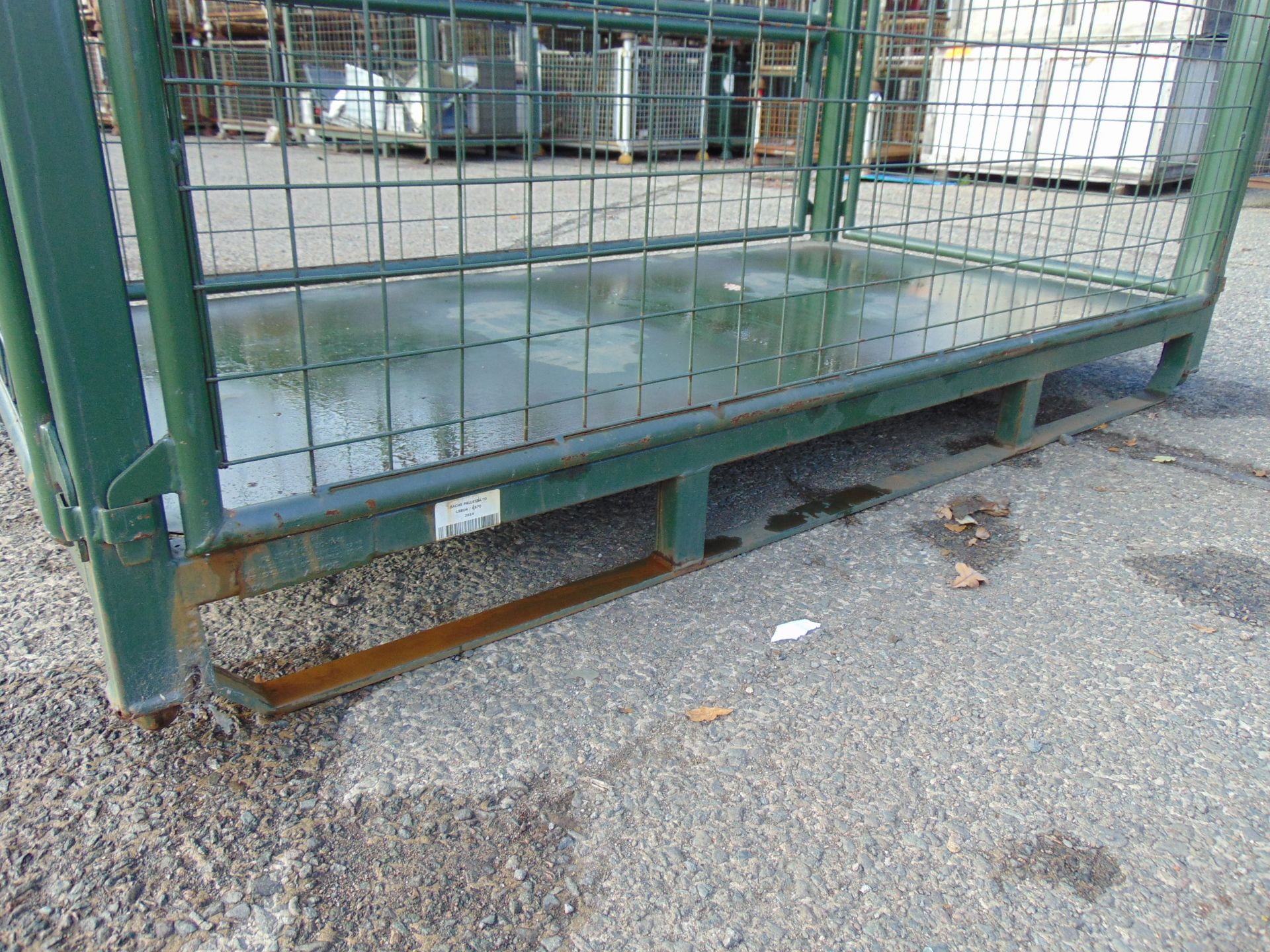 Heavy Duty Metal Stackable Stillage / Post Pallet - Image 3 of 3