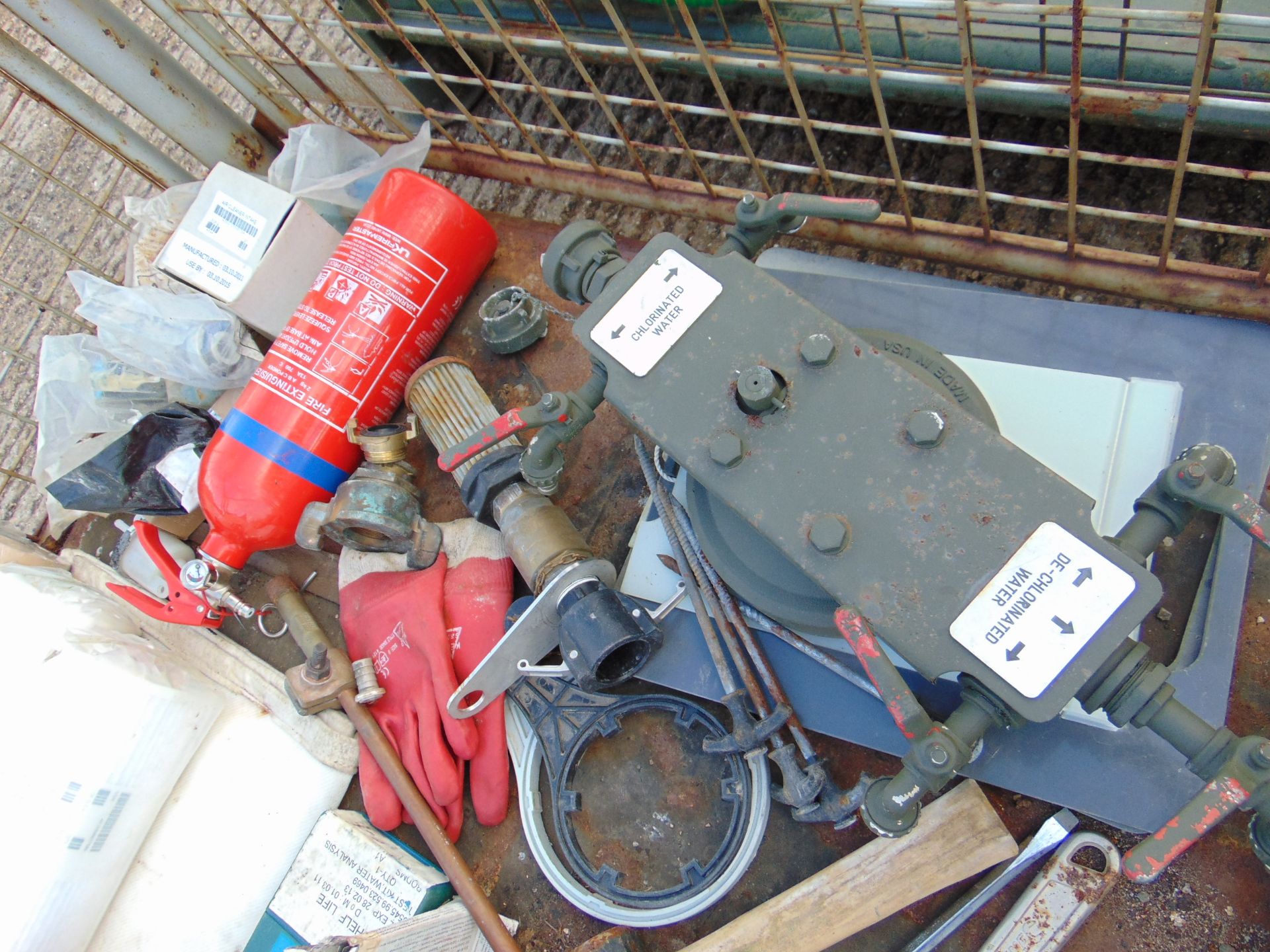 Mixed Stillage inc Tools, Cables, Hoses, Filters etc - Image 6 of 7