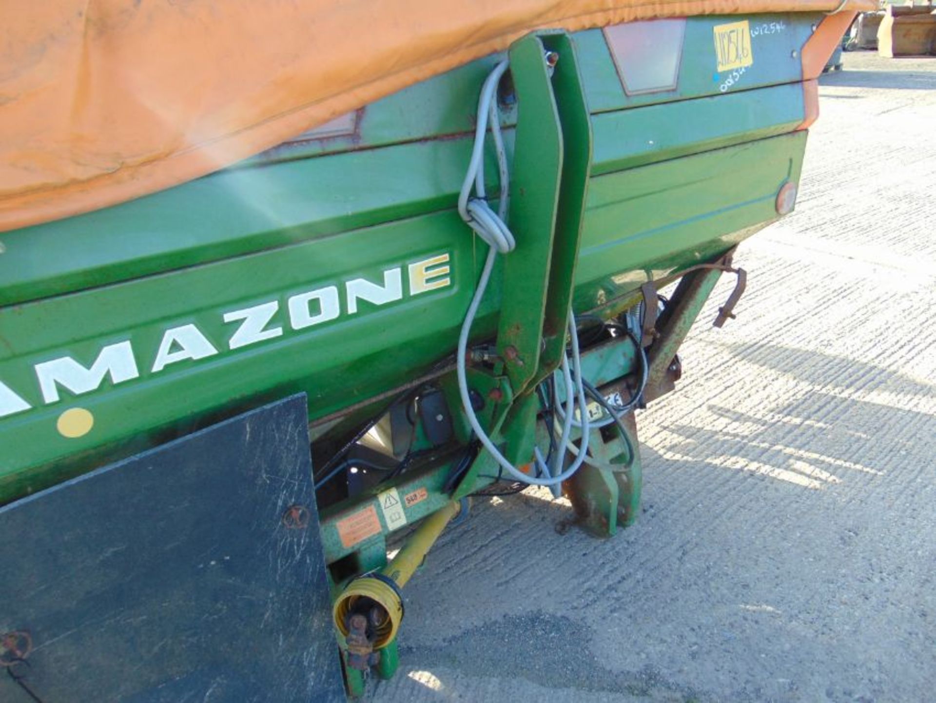 Amazone ZAM 1500 S500 Fertiliser Spreader - Image 5 of 8