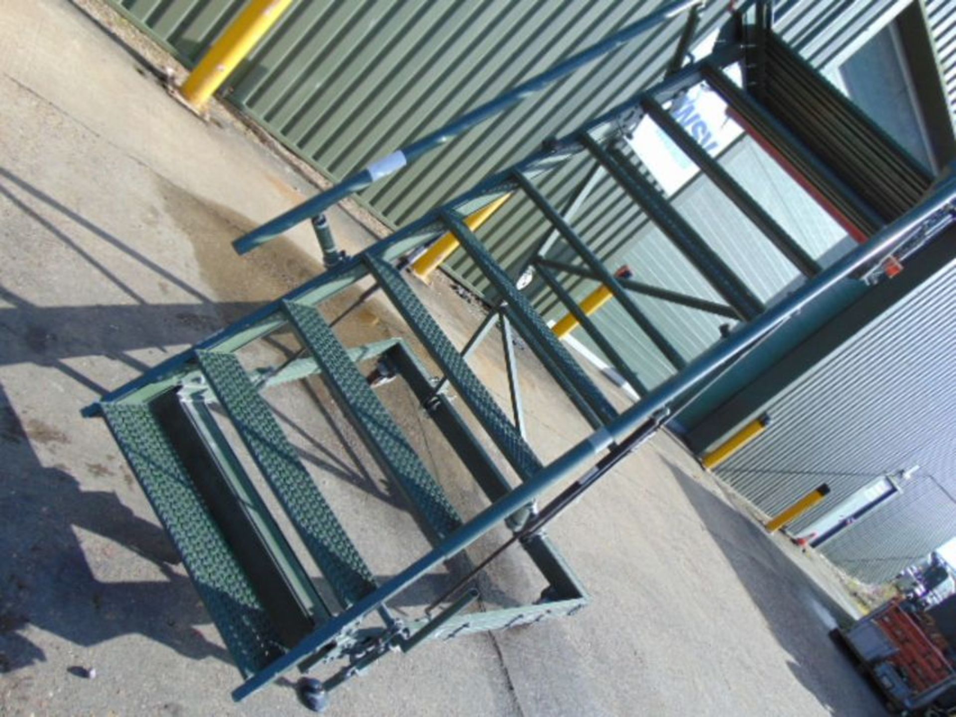 Test-Fuchs Aluminium Collapsible Warehouse Access Steps - Image 4 of 9