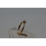 9ct yellow gold diamond solitaire ring, approx size n/o. approx 0.25ct, hallmarked London, approx