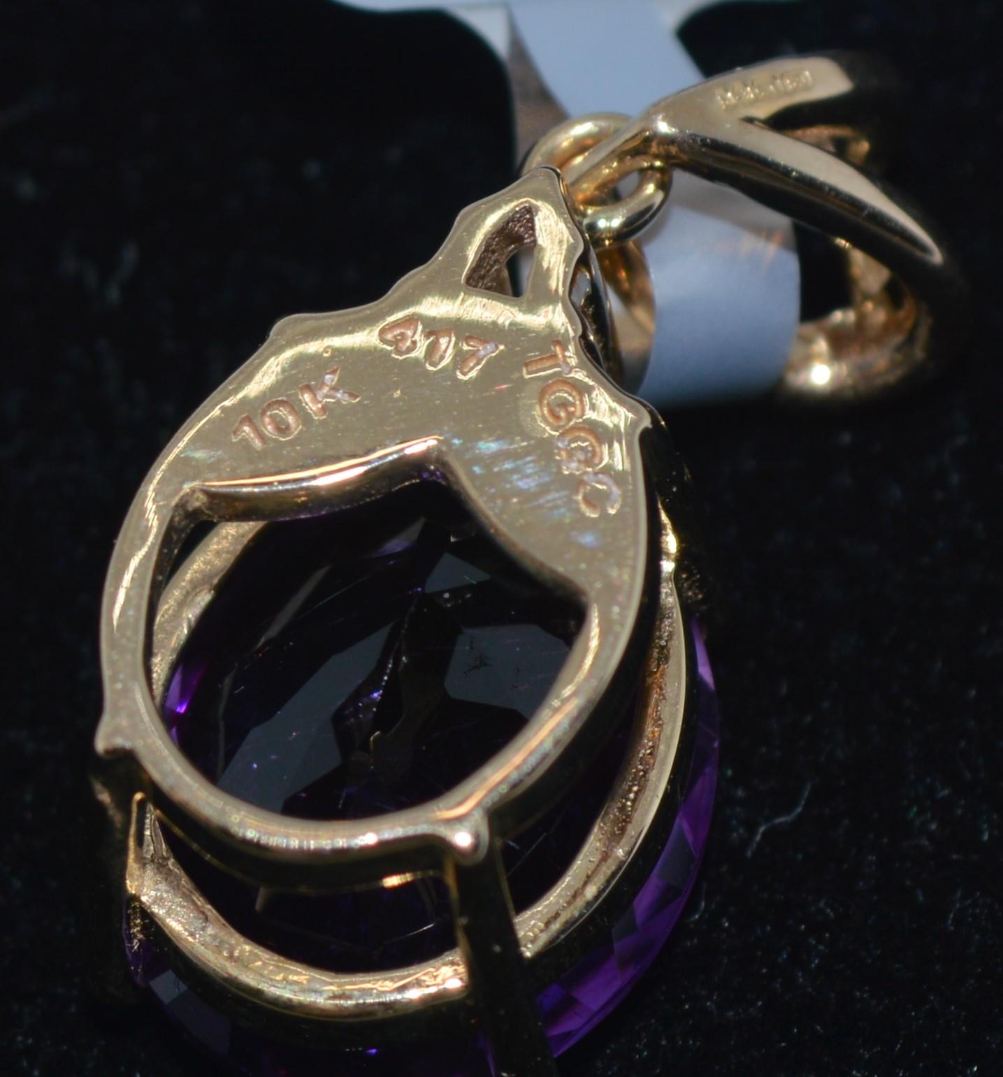 X2 amethyst gem stones pendants set in gold mounts marked 417 TGGC - Image 3 of 6