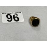 15ct yellow gold Gentleman’s bloodstone monogram signet ring of oval shaped design, hallmarked