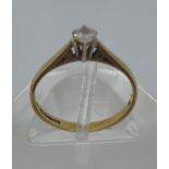 9ct yellow gold diamond single solitaire ring, marked 0.16, hallmarked 375 Birmingham, approx size
