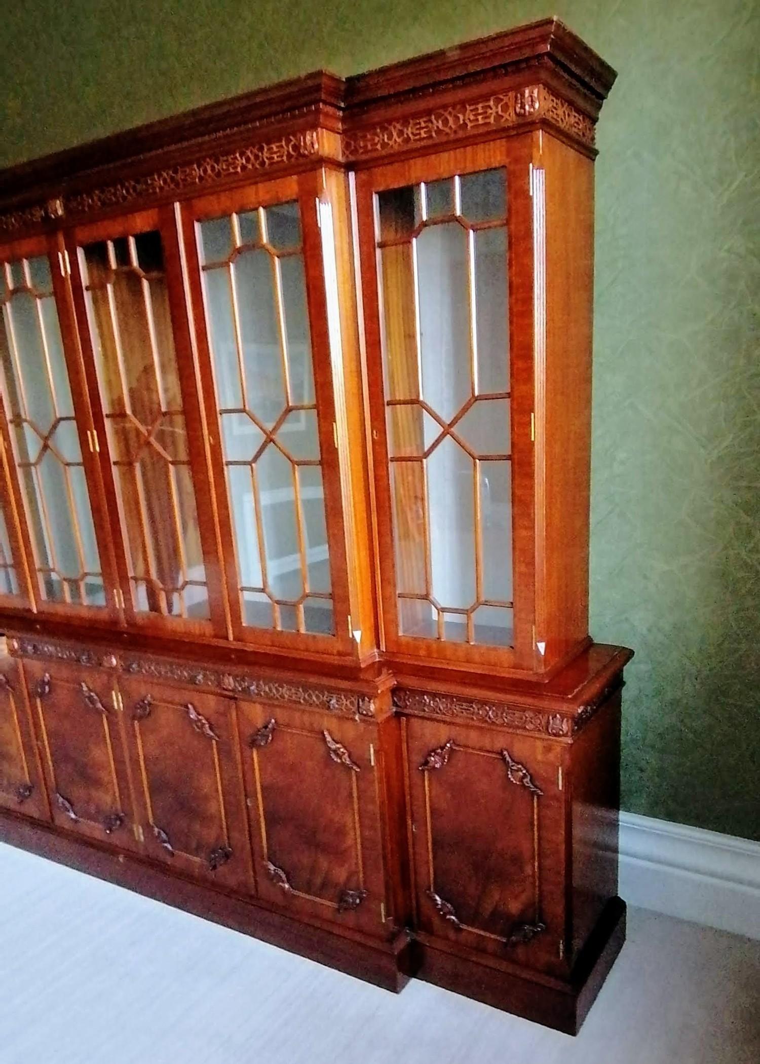 A Chippendale-style breakfront mahogany six-door bookcase with astragal front, blind carving to - Image 3 of 7