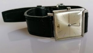 A Jaeger-LeCoultre gentleman's manual wristwatch, steel square case 25mm, baton markers, signed dial