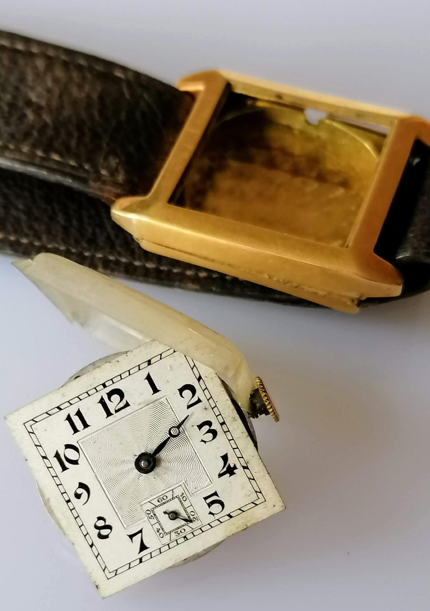 An early 20th century 18ct gold-cased tank watch with Arabic numerals, hallmarked for London, 1929 - Image 2 of 4