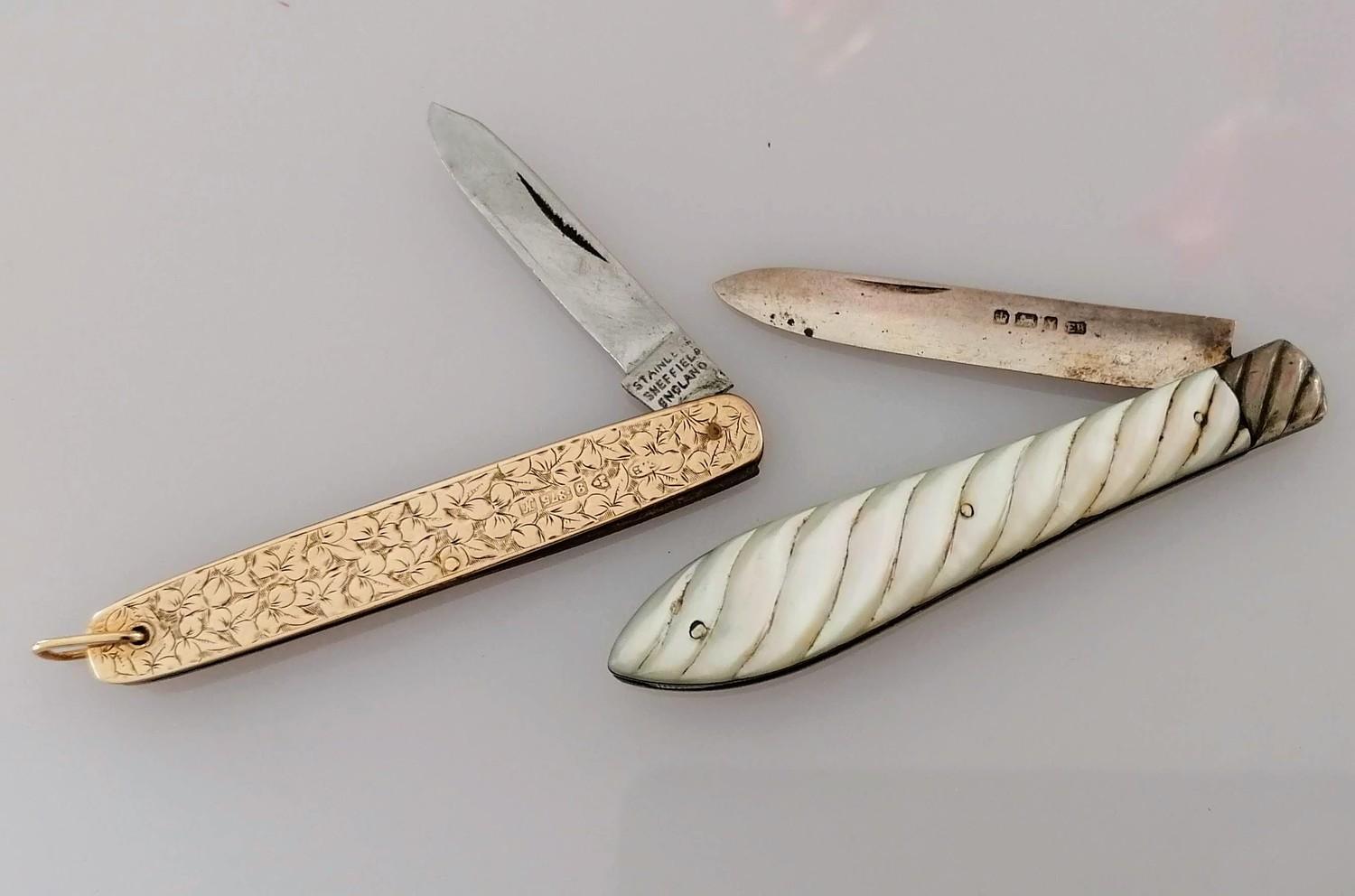 An Edwardian twin-bladed penknife with etched floral decoration by E Baker & Son, Chester, 1908, 7