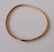 A gold rope-twist necklace with box clasp and safety catch, stamped 750, 36 cm, 29.5g