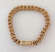 A 9ct yellow gold flat curb-link bracelet, bark-effect to adjustable clasp, 19 cm, import hallmarks,