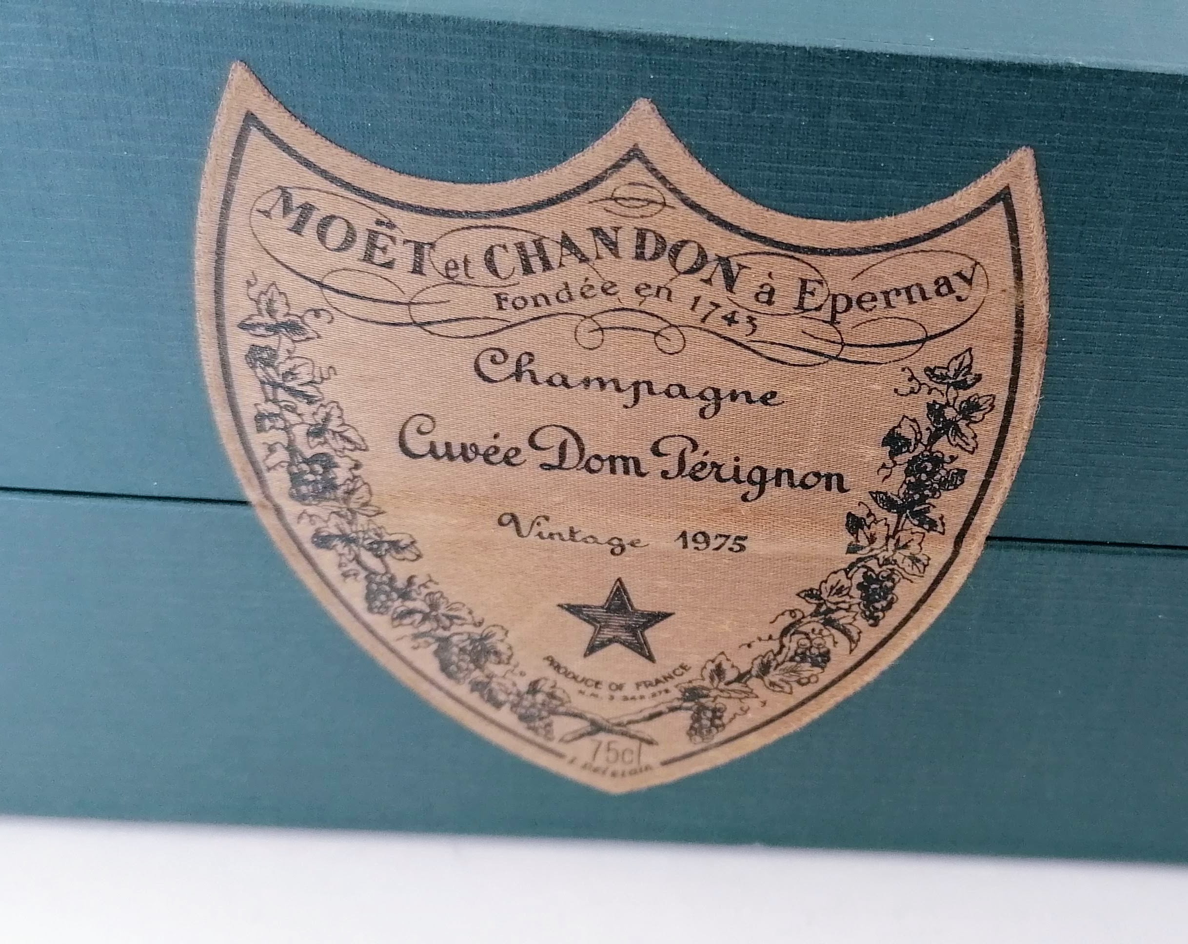 A Moet & Chandon Dom Perignon Cuvee Champagne, Vintage 1975, 75cl in original sealed box - Image 2 of 2