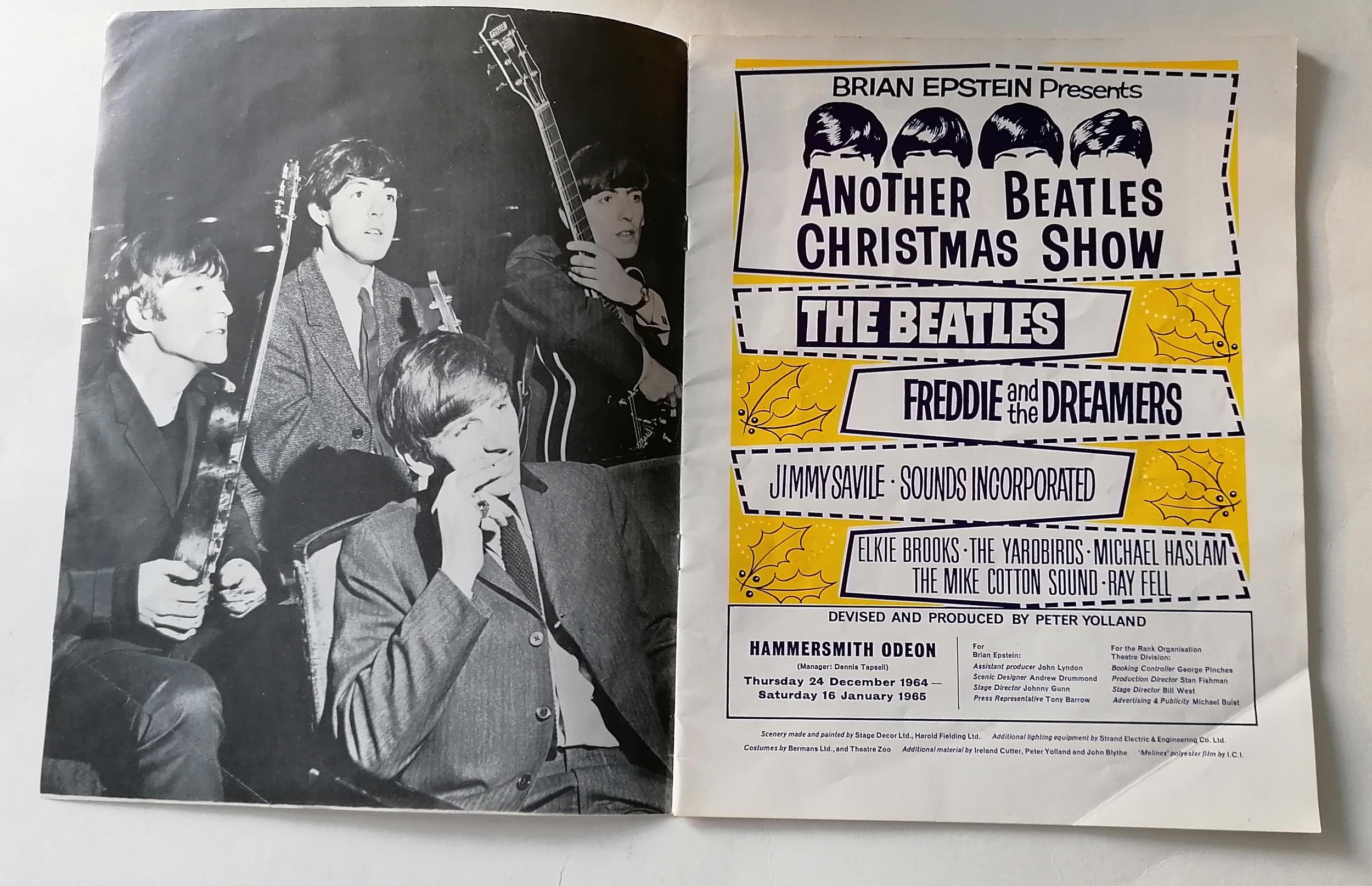 THE BEATLES: original autographs from the Fab Four (three one side, Ringo Starr verso) obtained by - Image 5 of 11