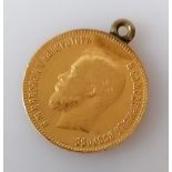 A 1901 Russian Nicholas II 10 rouble gold coin with chain loop, 8.74g