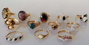 A selection of gem-set 9ct gold rings, various sizes, all hallmarked/stamped or tested, 32g