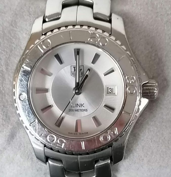 A TAG Heuer Link 200 Meters ladies quartz watch, 27mm dial, face 19mm, WJ1310, DR6142