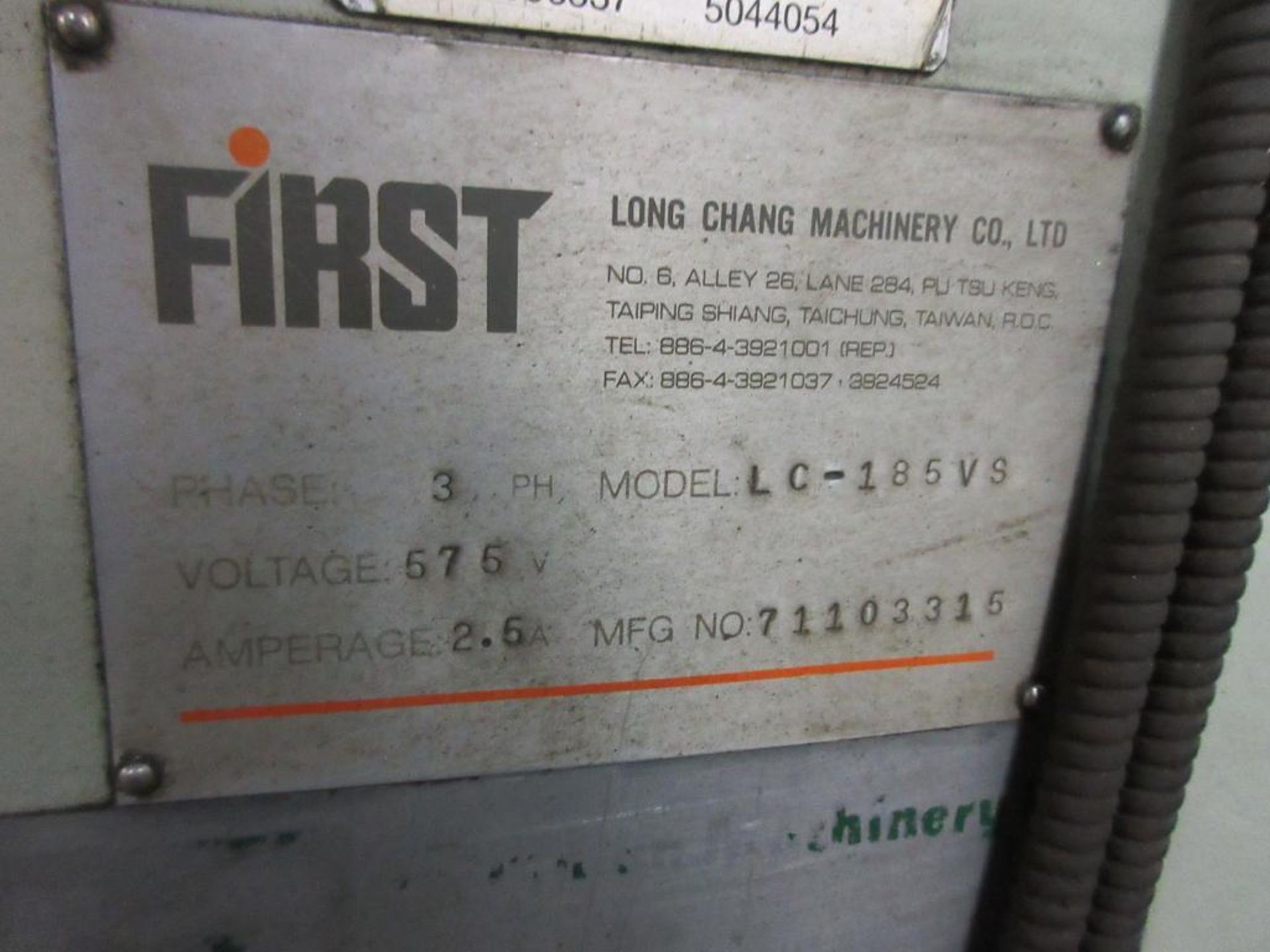 FIRST MILL MODEL LC185VS, 51”X10” TABLE, 60-4500 RPM, HEIDENHAIN 2 AXIS DRO, 3 HP, SN 71103315 (VISE - Image 3 of 6