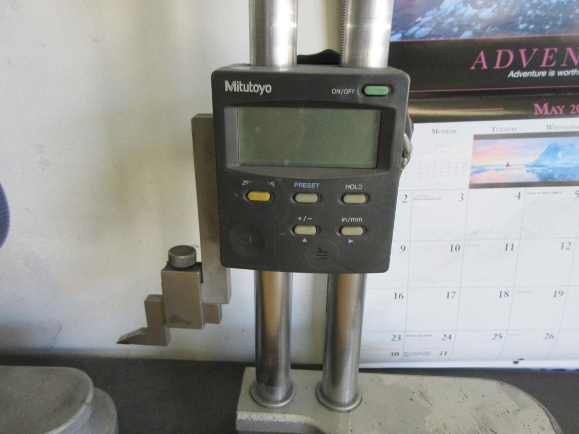 MITUTOYO 18" DIGITAL HEIGHT GAUGE