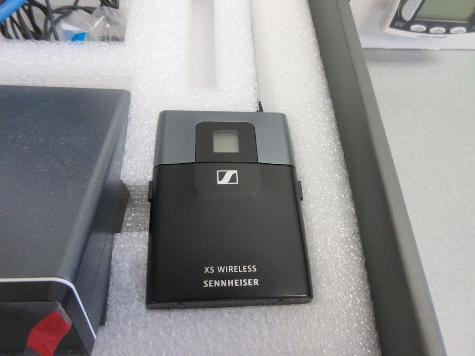 SENNHEISER XS WIRELESS 1 MICROPHONE W/ SOUND CABLE - Image 2 of 3