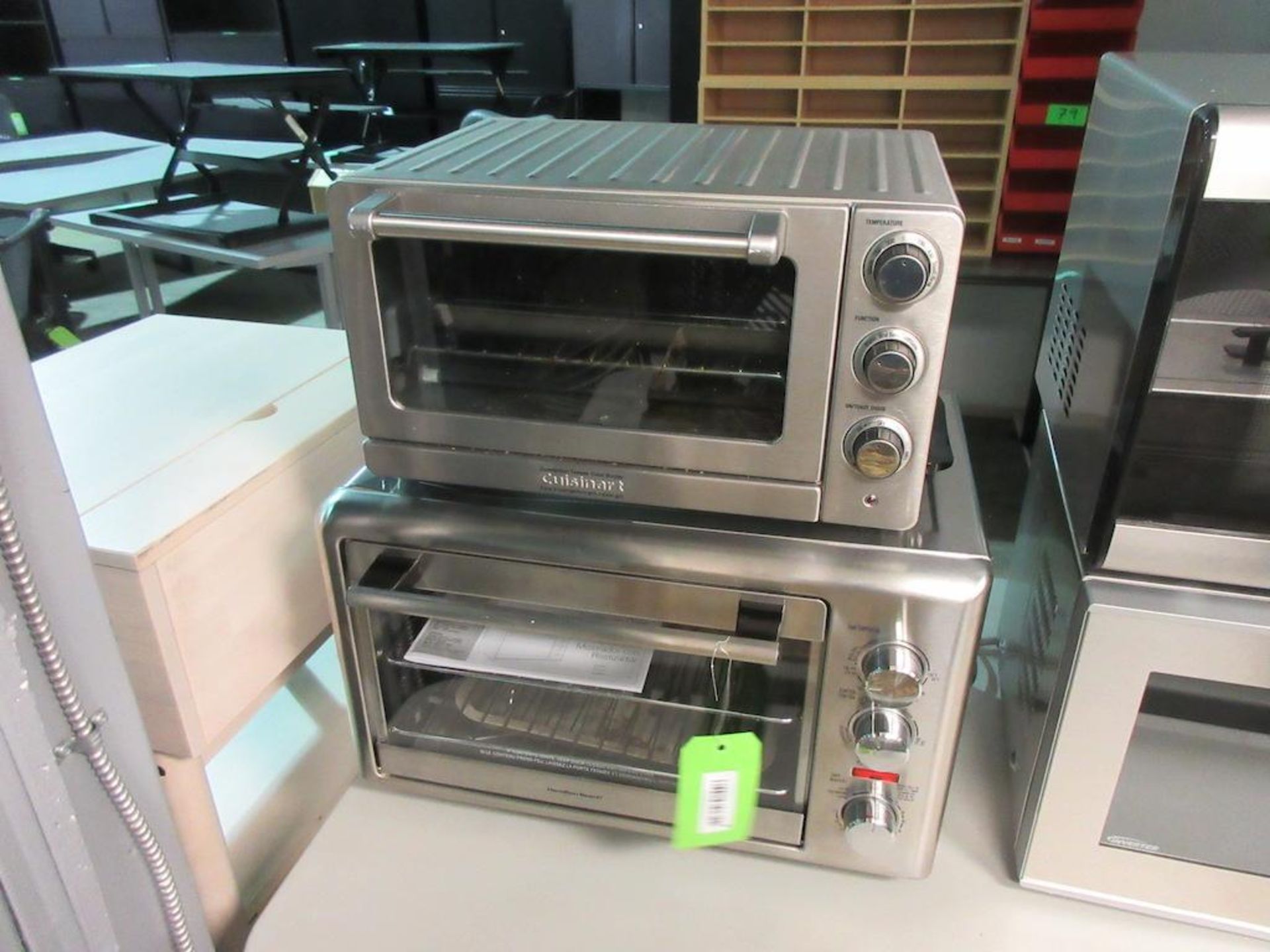 (2) TOASTER OVENS: HAMILTON BEACH MODEL 31103C (DENT IN TOP), CUISINART