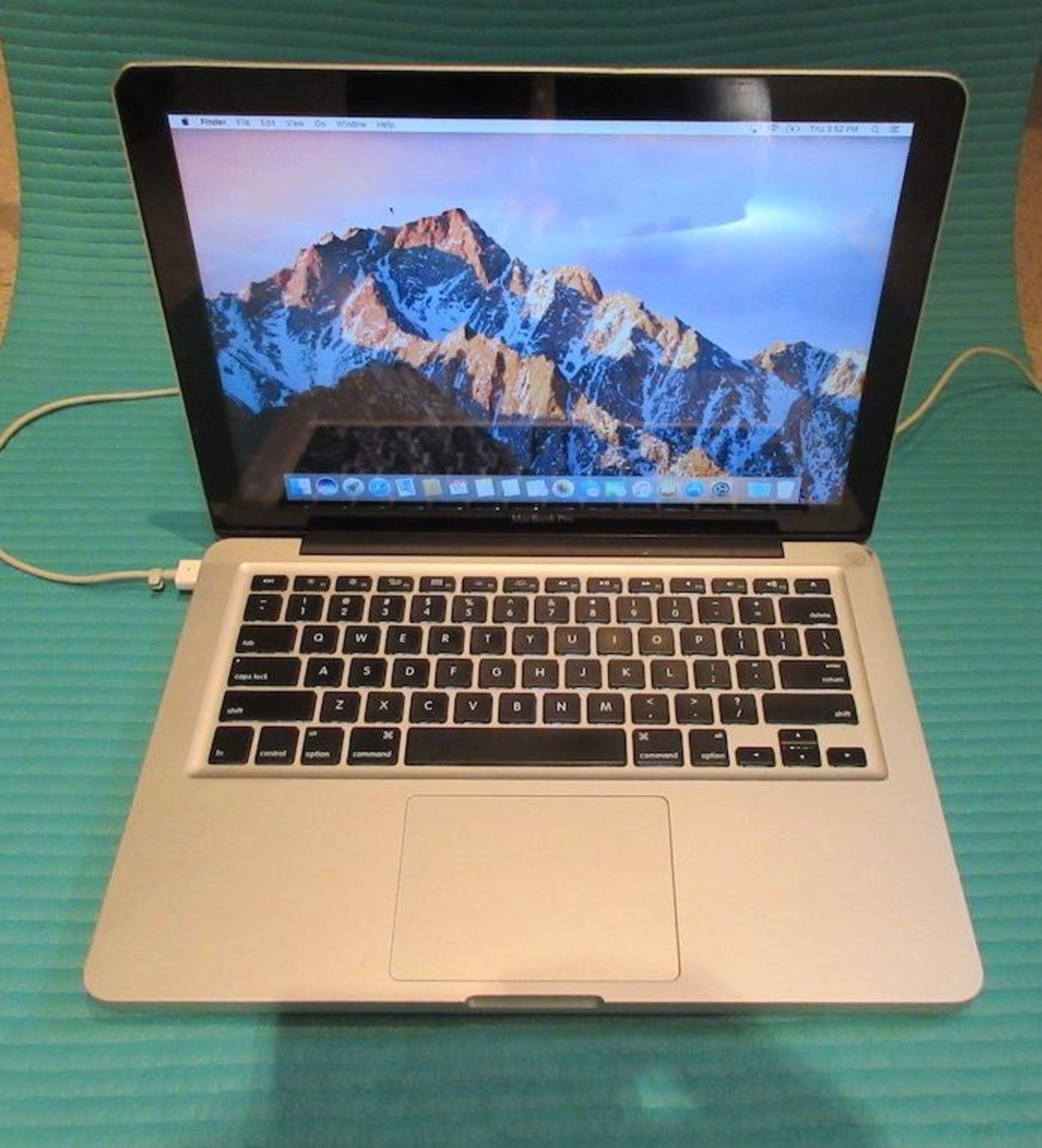 MACBOOK PRO, 13.3" SCREEN, (APPROX 2012), MAC OS SIERRA, V.10.12.6, 2.5 GHZ, INTEL CORE I5, 4 GB, IN - Image 5 of 13