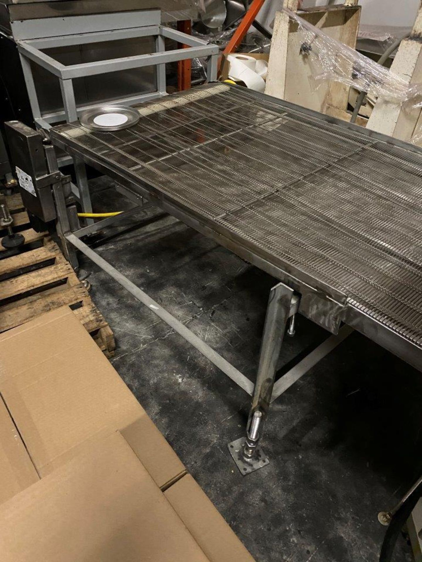 Wire mesh conveyor, 82" x 34" x 28", stainless, motorized, 230/460v (Exclusive rigging fee $75 will - Image 2 of 3