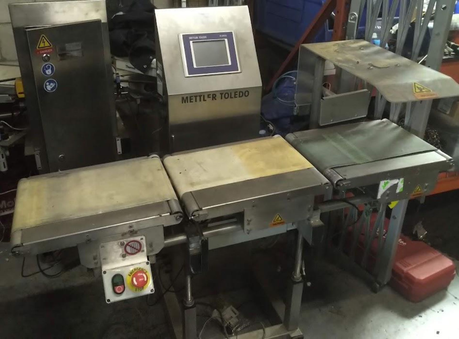 Mettler Toledo model XC3 check weigher (Exclusive rigging fee $100 will be added to invoice)