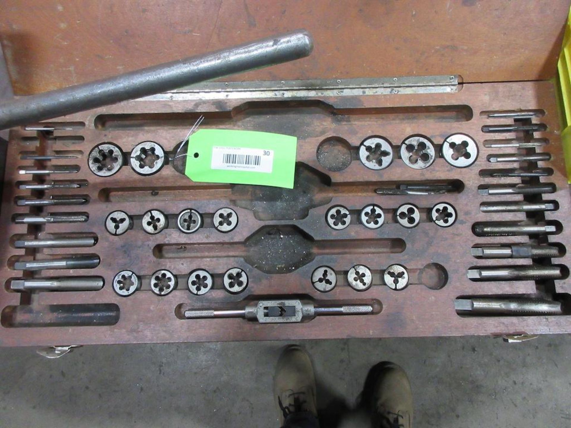 TRAVERS TOOL THREAD SET, METAL TOOL BOX W ASSORTED SOCKETS ETC - Image 2 of 3