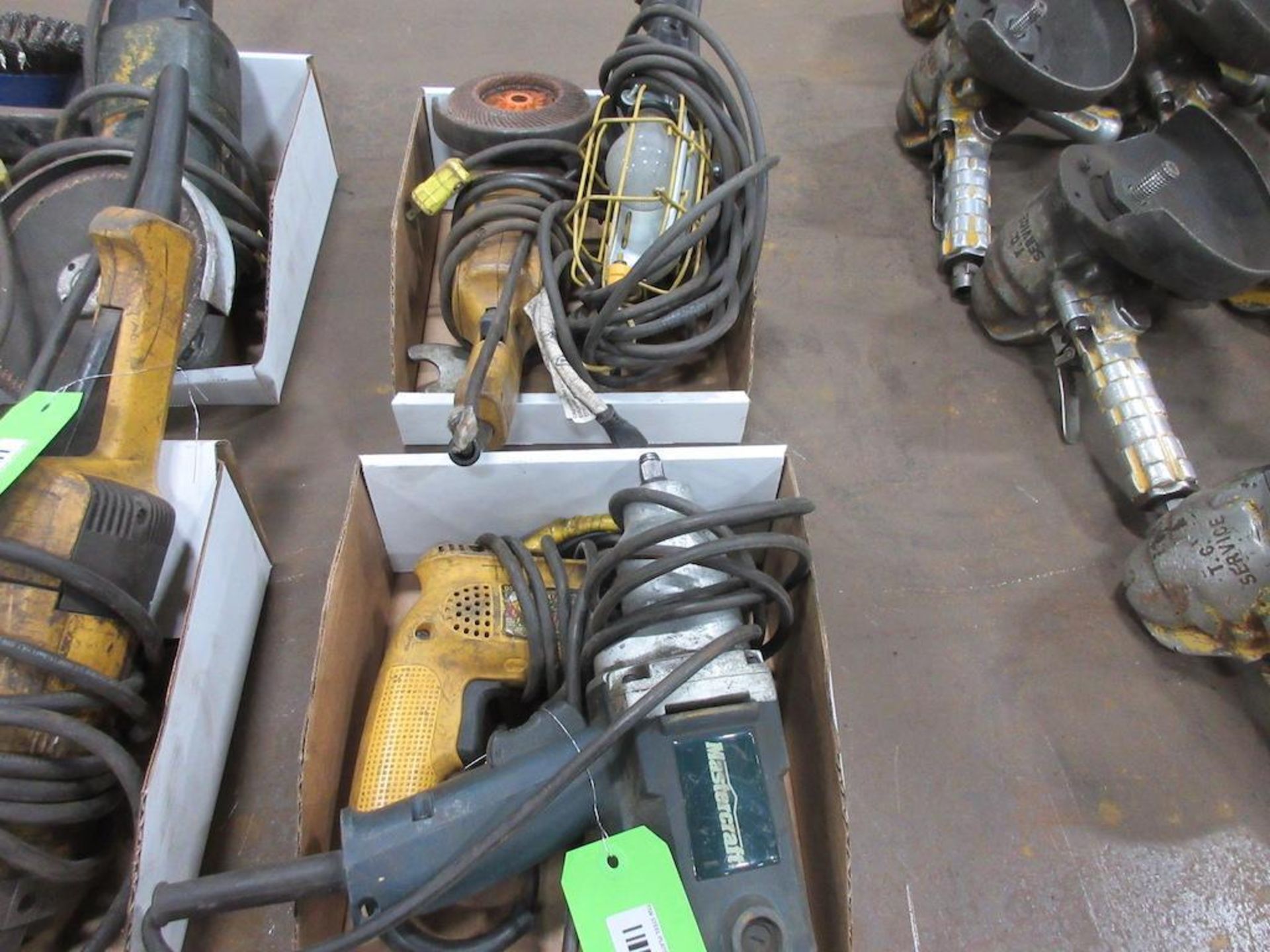 ASSORTED 4 PIECES: MASTERCRAFT DRIVER, DEWALT DRILL, DEWALT GRINDER, HAND LIGHT