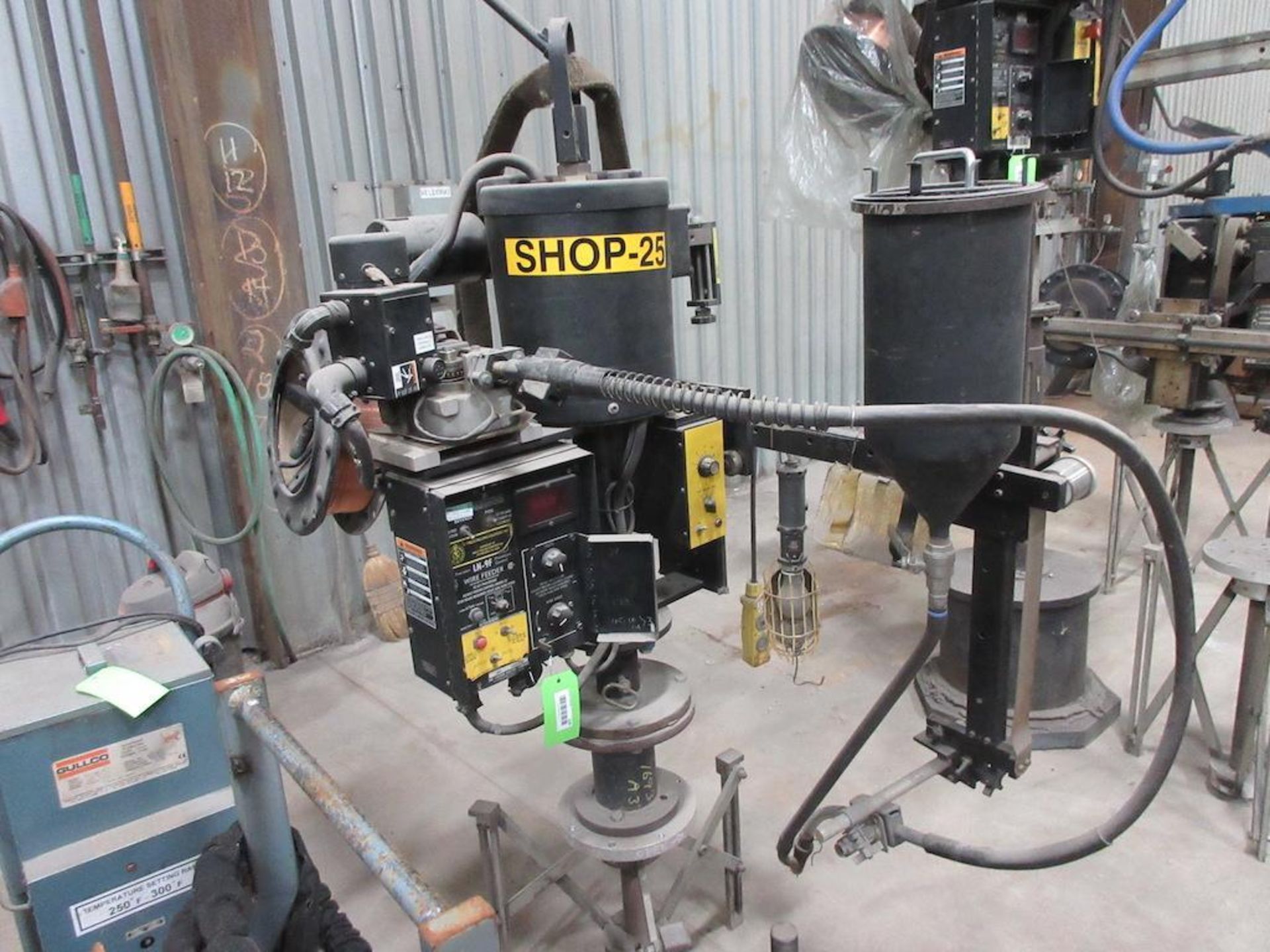 LINCOLN ELECTRIC CIRCLE WELDER FIXTURE W LN-9F WIRE FEEDER (WELD POWER SOURCE NOT INCLUDED)