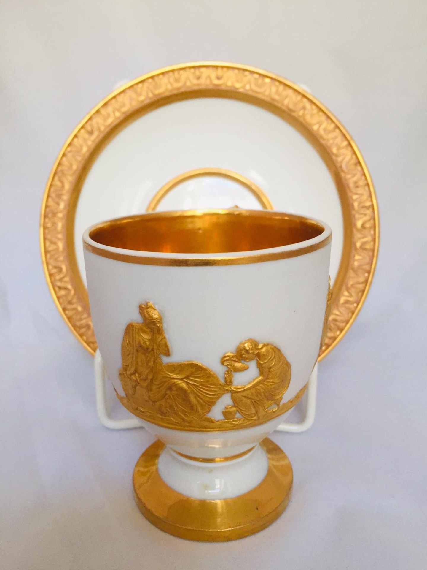 Meissen Tasse im Wedgwood Stil