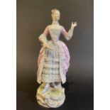 Grosse Figur “Galante Dame mit Fächer”. Meissen, Knaufzeit 1860-1924.