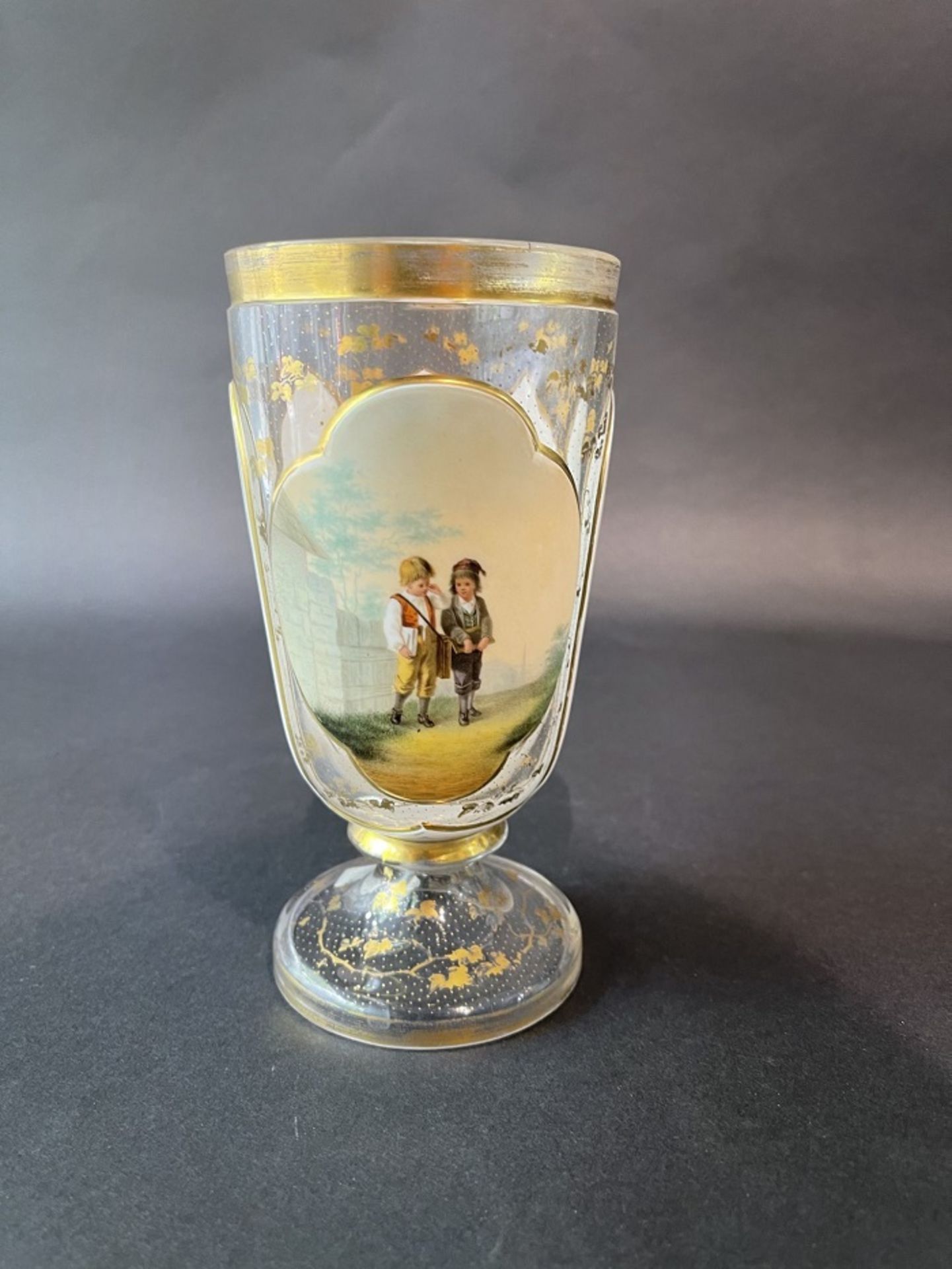 Fußbecher mit Emaille Malerei, ca.1850