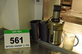 A SAGE Benchtop Electric Juicer