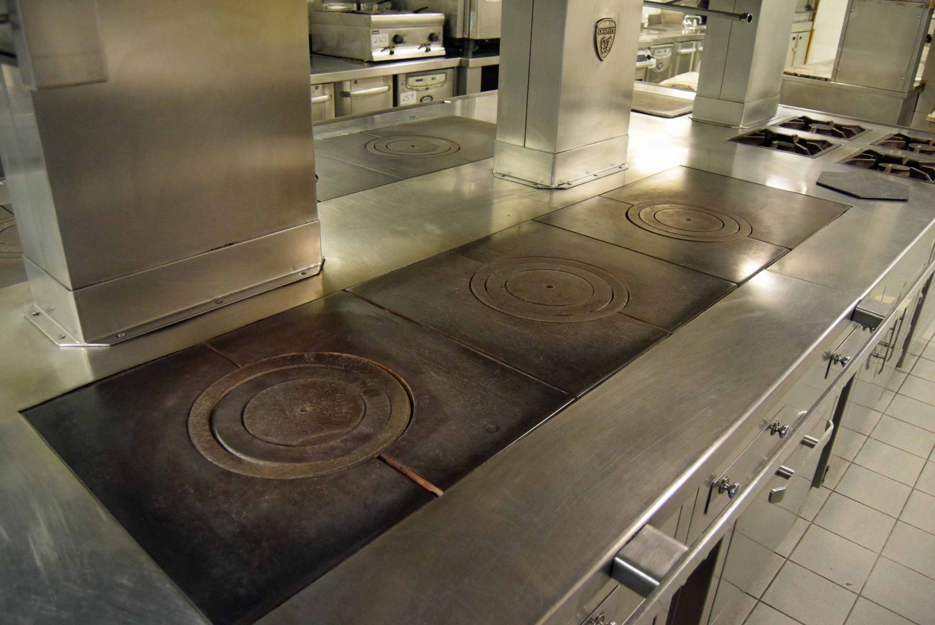 A 4340mm x 2140mm CHARVET Commercial Stainless Steel Gas Fired Cooking Island having Six Hot Plates, - Image 8 of 8