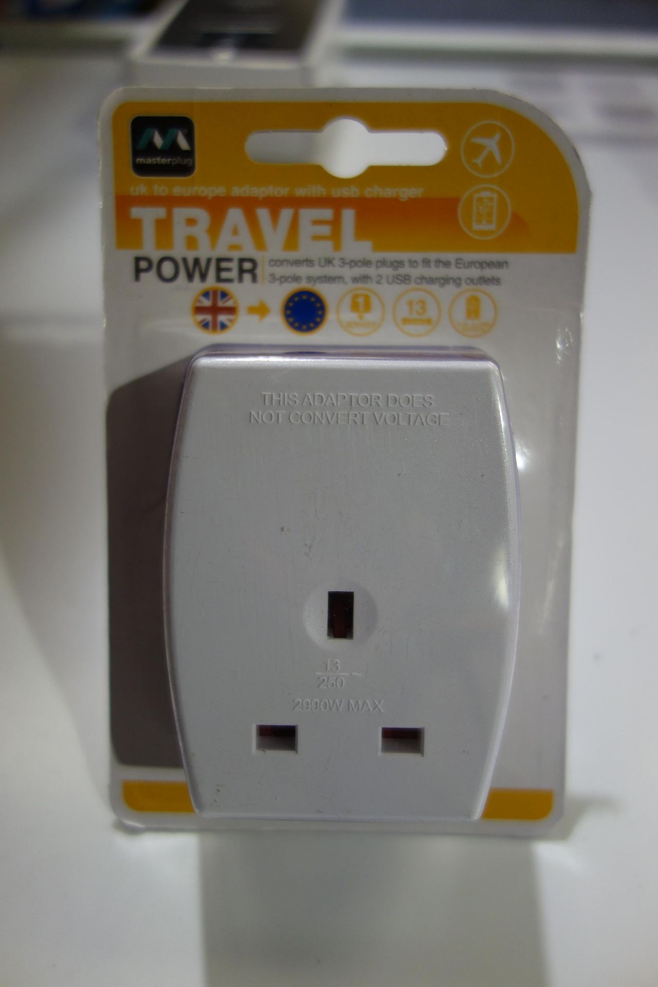 30 x Masterplug Travel Power UK to Europe Adaptor With 2x USB Charging Outlets