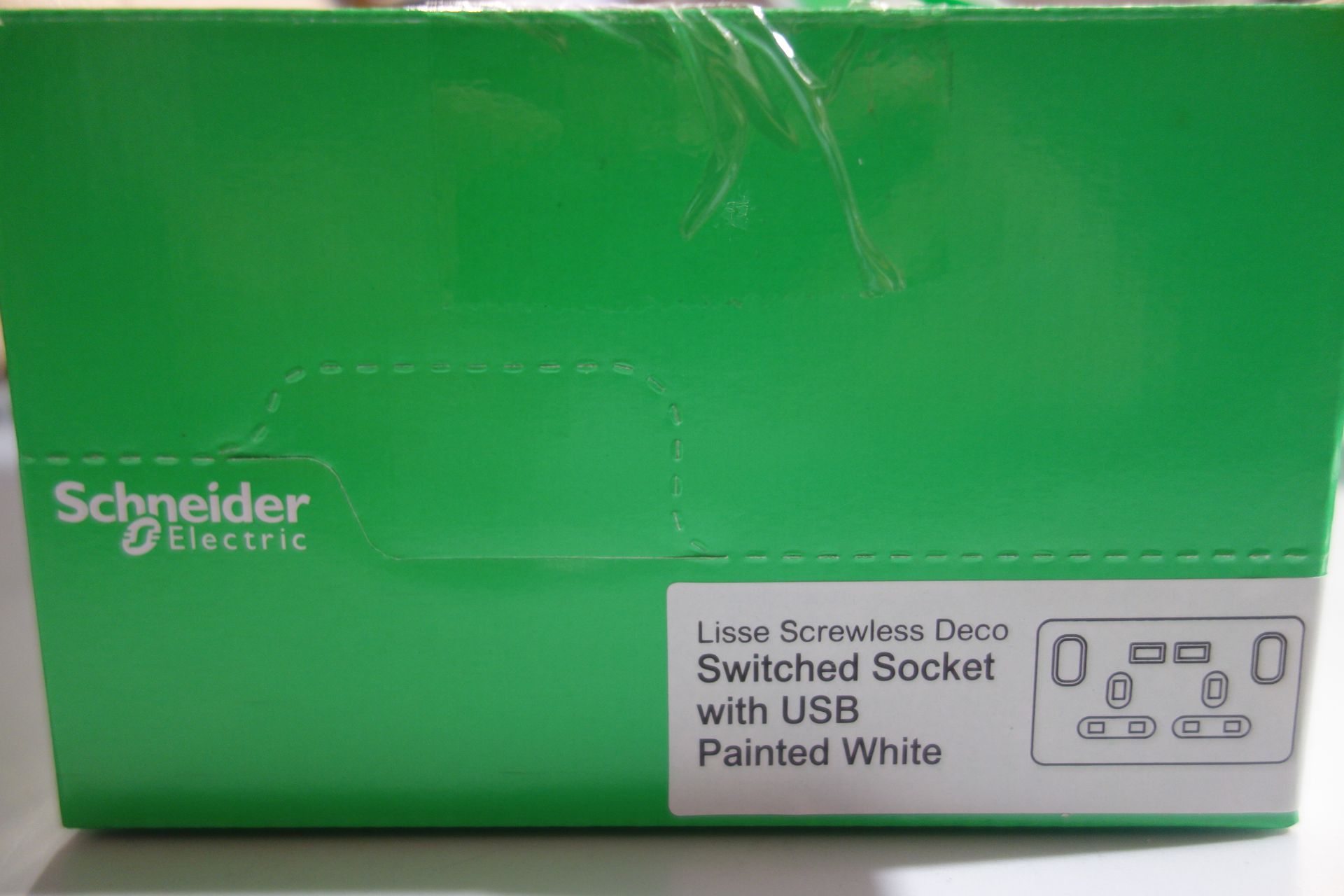 12 x Schneider GGBL30202USBAWPWS 2 GANG 13a SP Switched USB Sockets Screwless White Painted Finish
