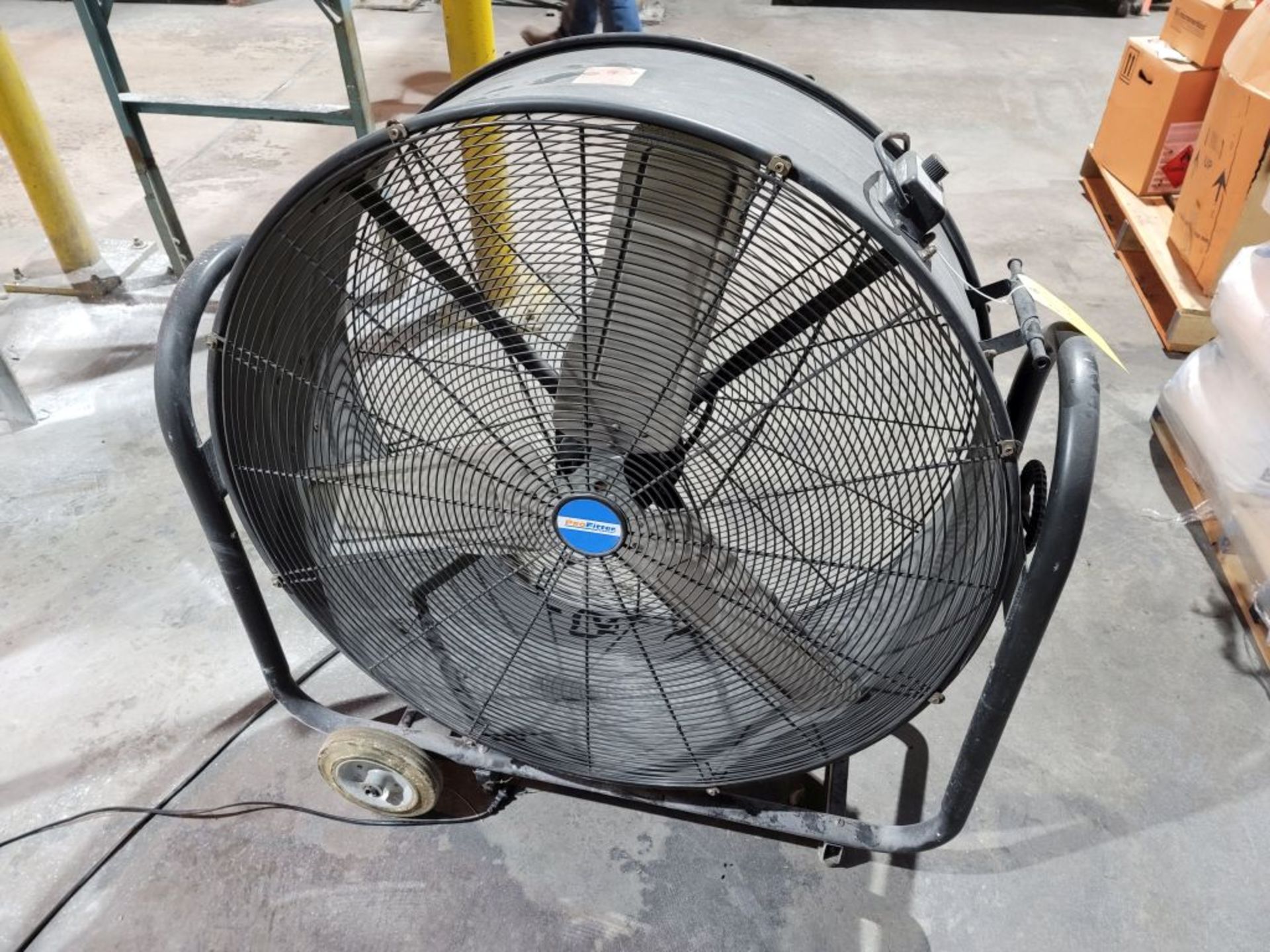 Pro Fitter 2-Speed 36" Fan | Model No. SFDC-900BT0H