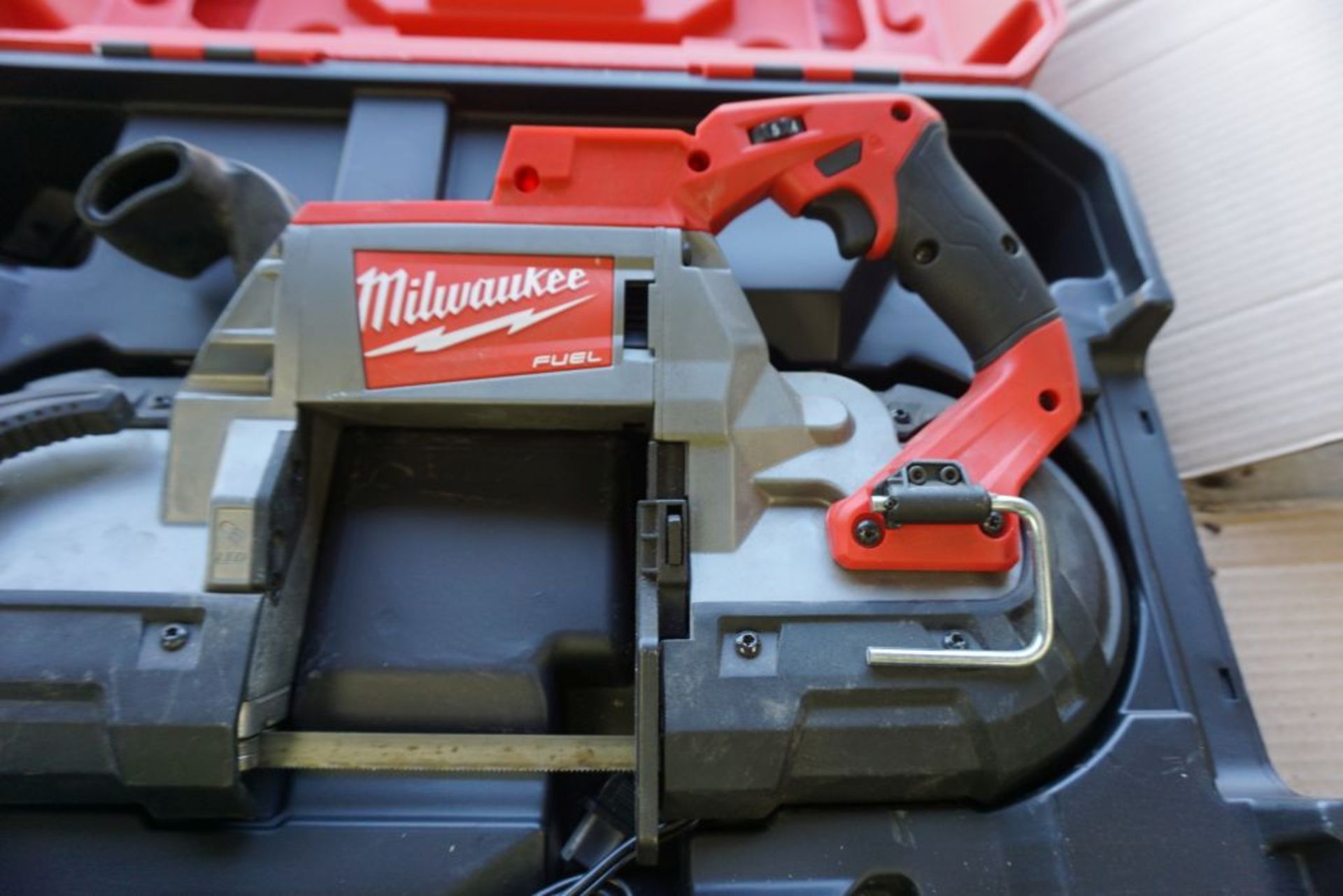 Milwaukee 18V Power Tool Set | Includes:; Portable Band Saw, Cat No. 2729-21; Sawzall - Image 2 of 10