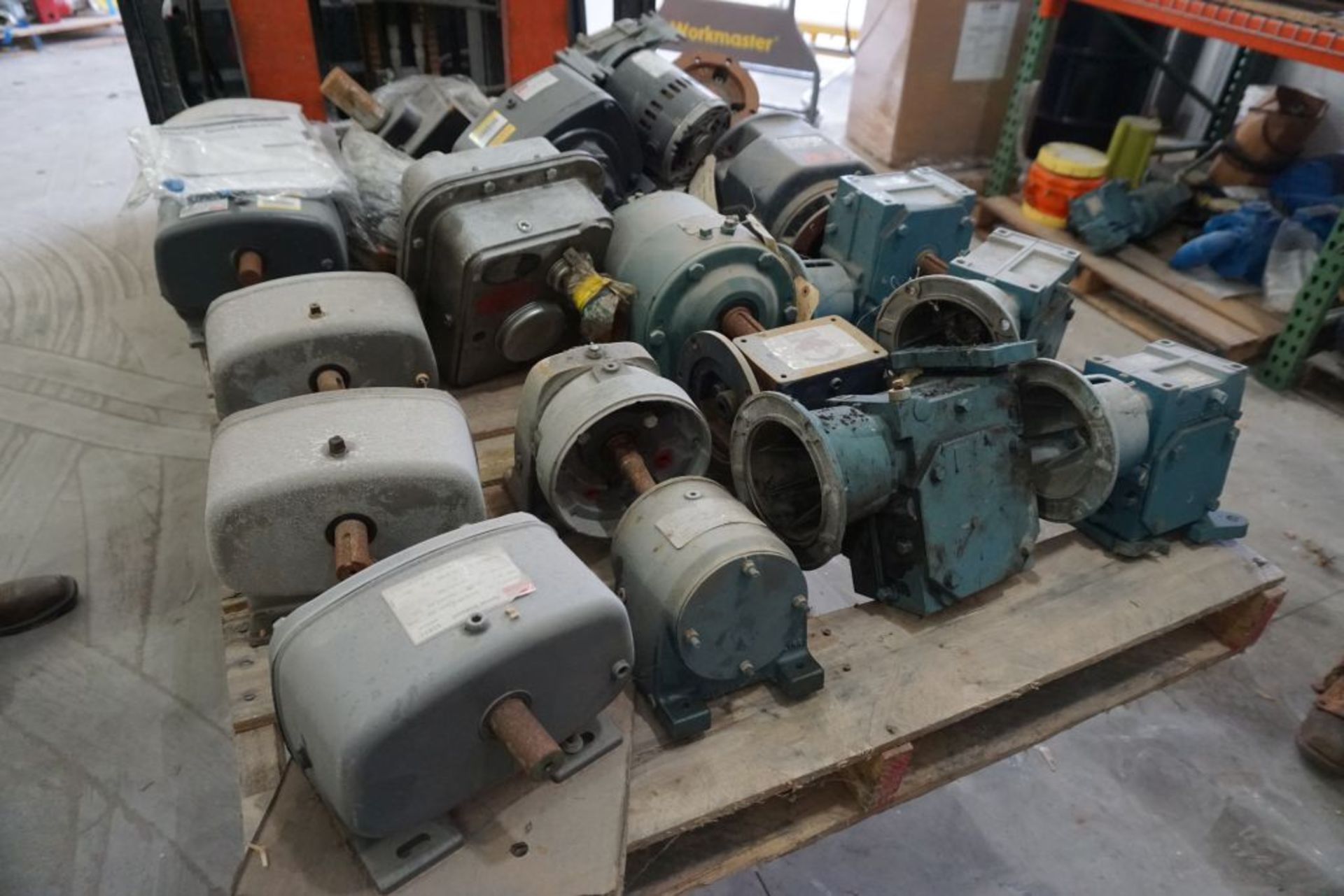 Lot of (18) Assorted Motors/Geardrives | Brands Include:; Dayton; Falk - Image 2 of 15