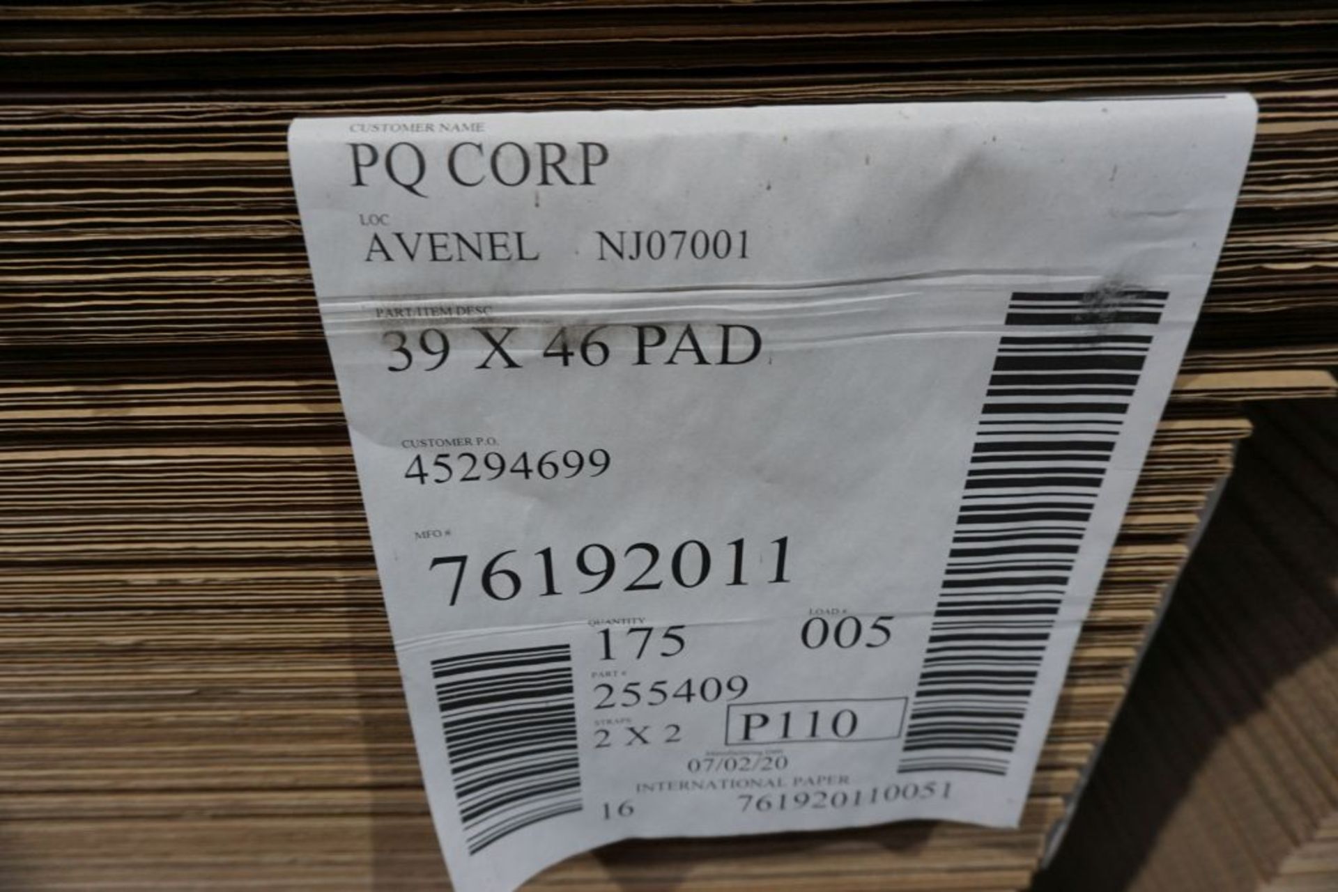 Lot of (350) 39" x 46" Cardboard Pads - Image 4 of 4