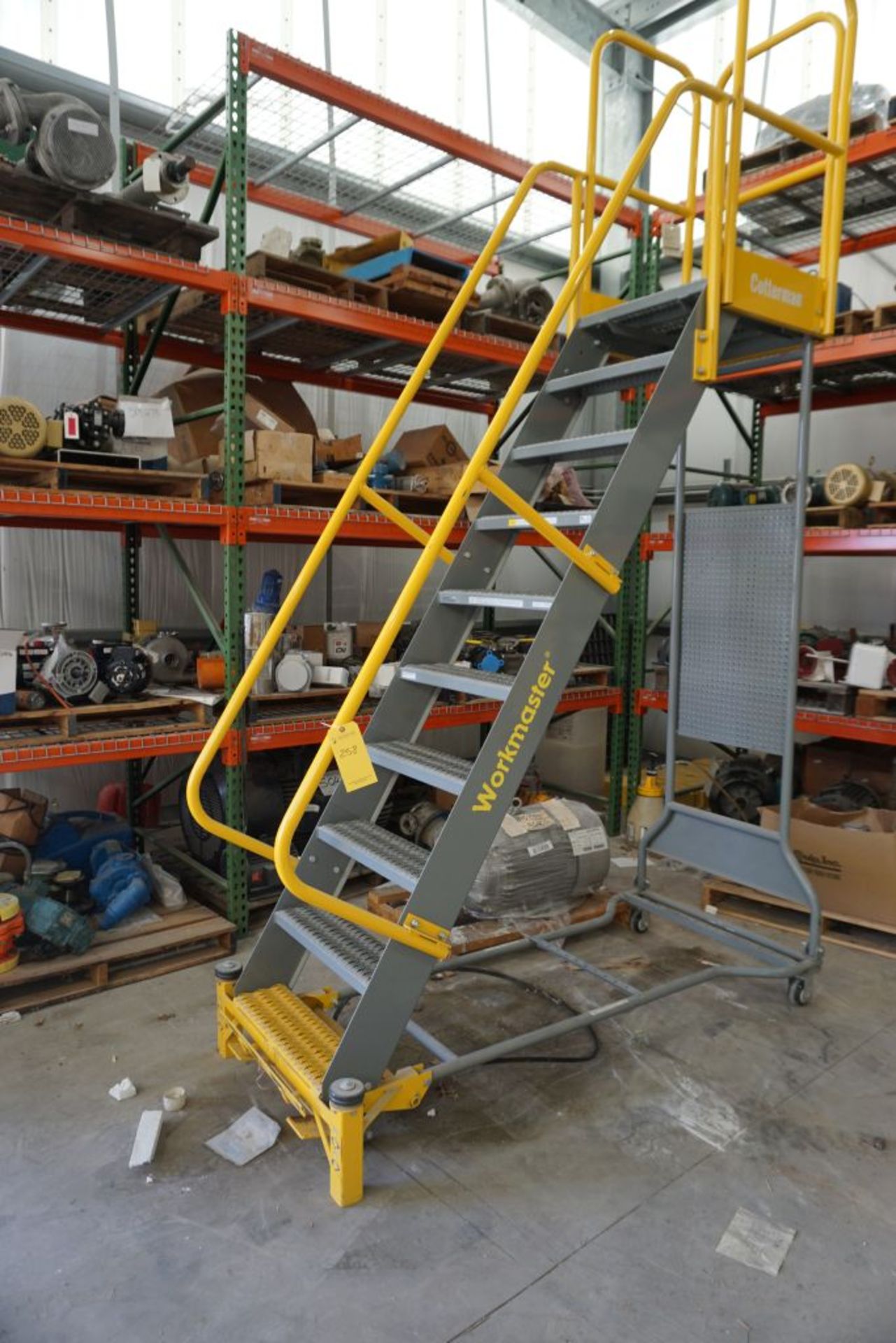 Cotterman Workmaster Rolling Steel Ladder | Model No. M6-16; 1,000 lb Load Rating - Image 2 of 5