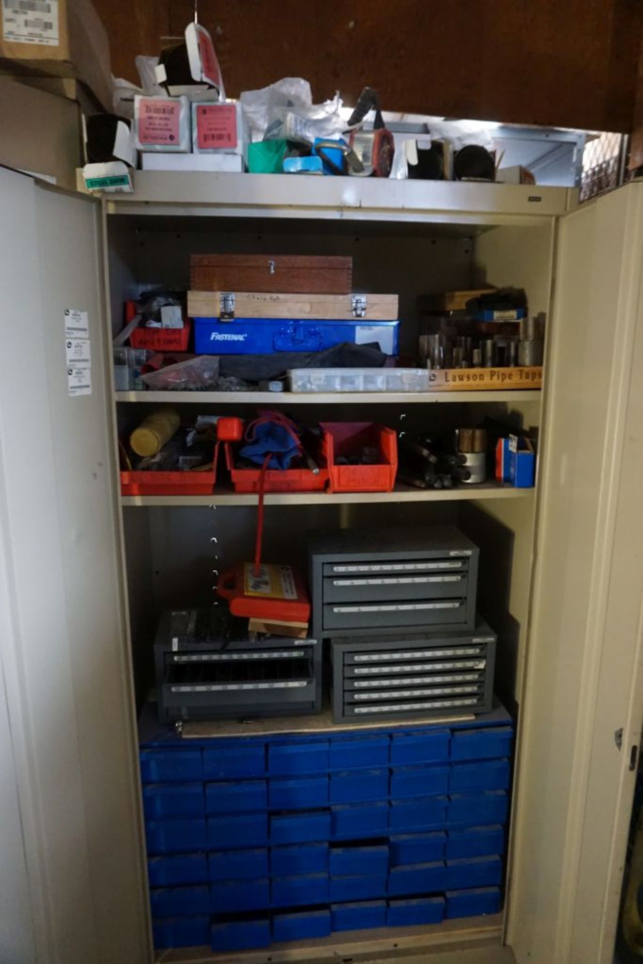 Cabinet w/Contents | Includes:; Drill Bits; Reamers; Cutters