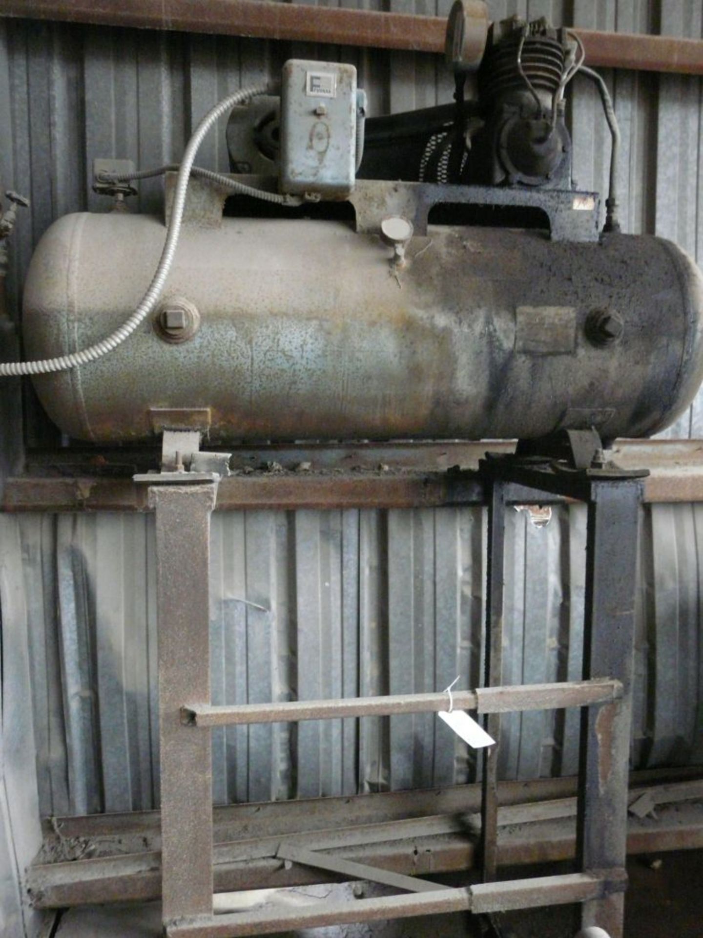 Air Compressor | Lot Loading Fee: $10.00