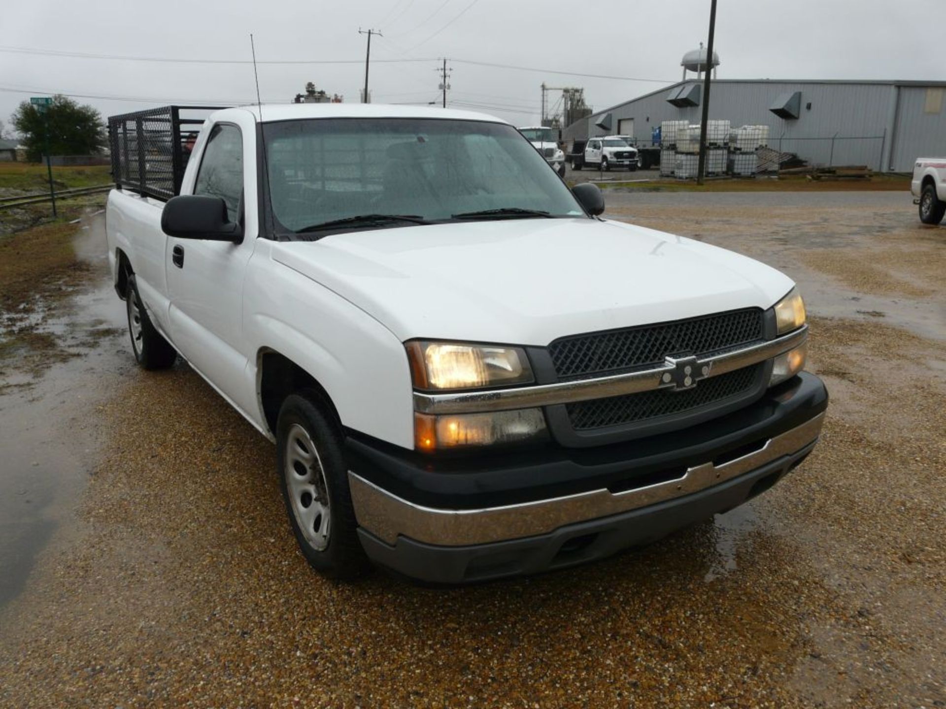 2005 Chevrolet Silverado 1500 Pickup Truck | VIN# 1GCEC14X15Z311949; 4.3L, 6 Cylinder; Automatic - Image 6 of 29