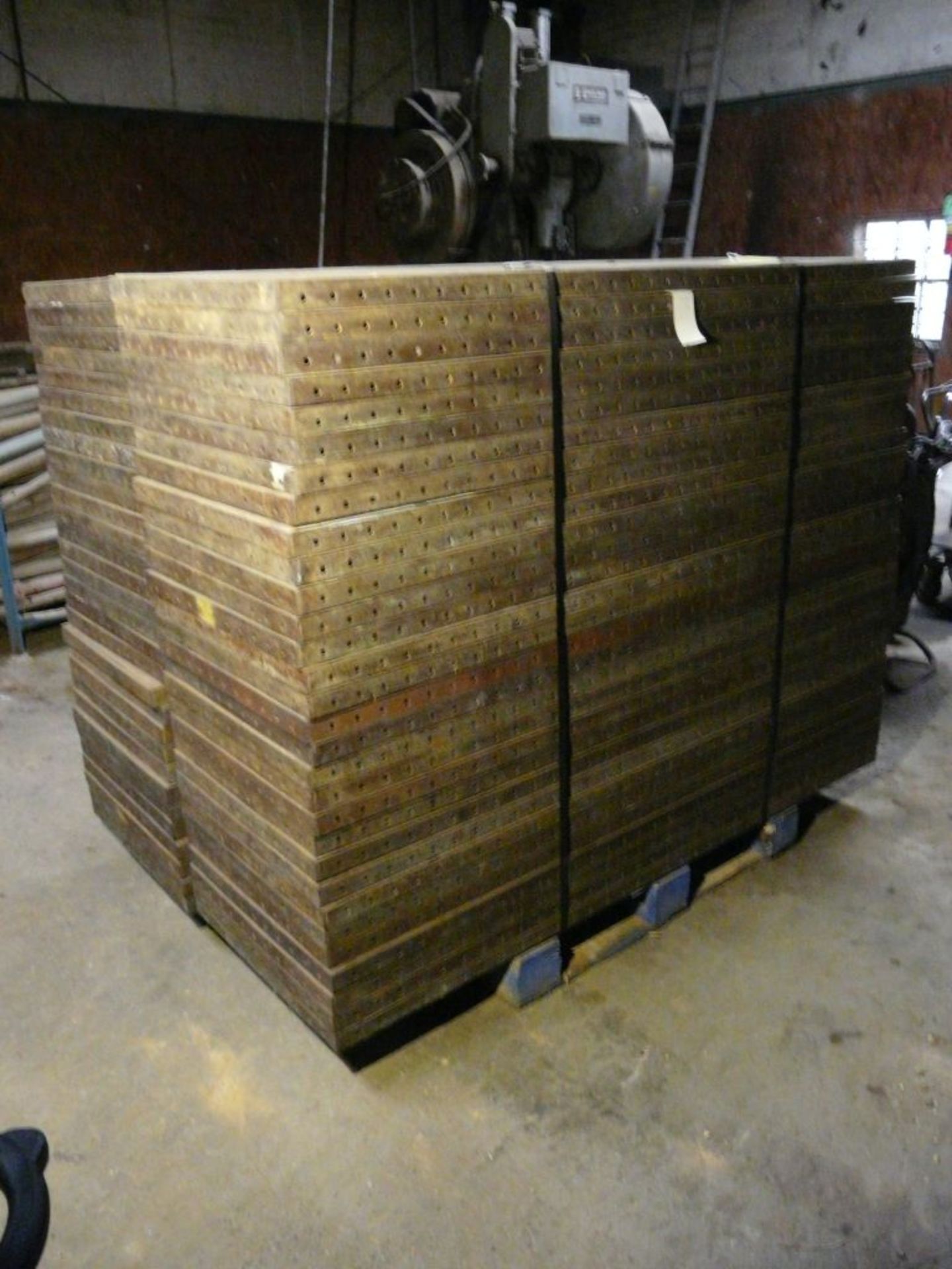 Lot of (60) Medalist Concrete Forms | 24" x 72"; Lot Loading Fee: $10.00