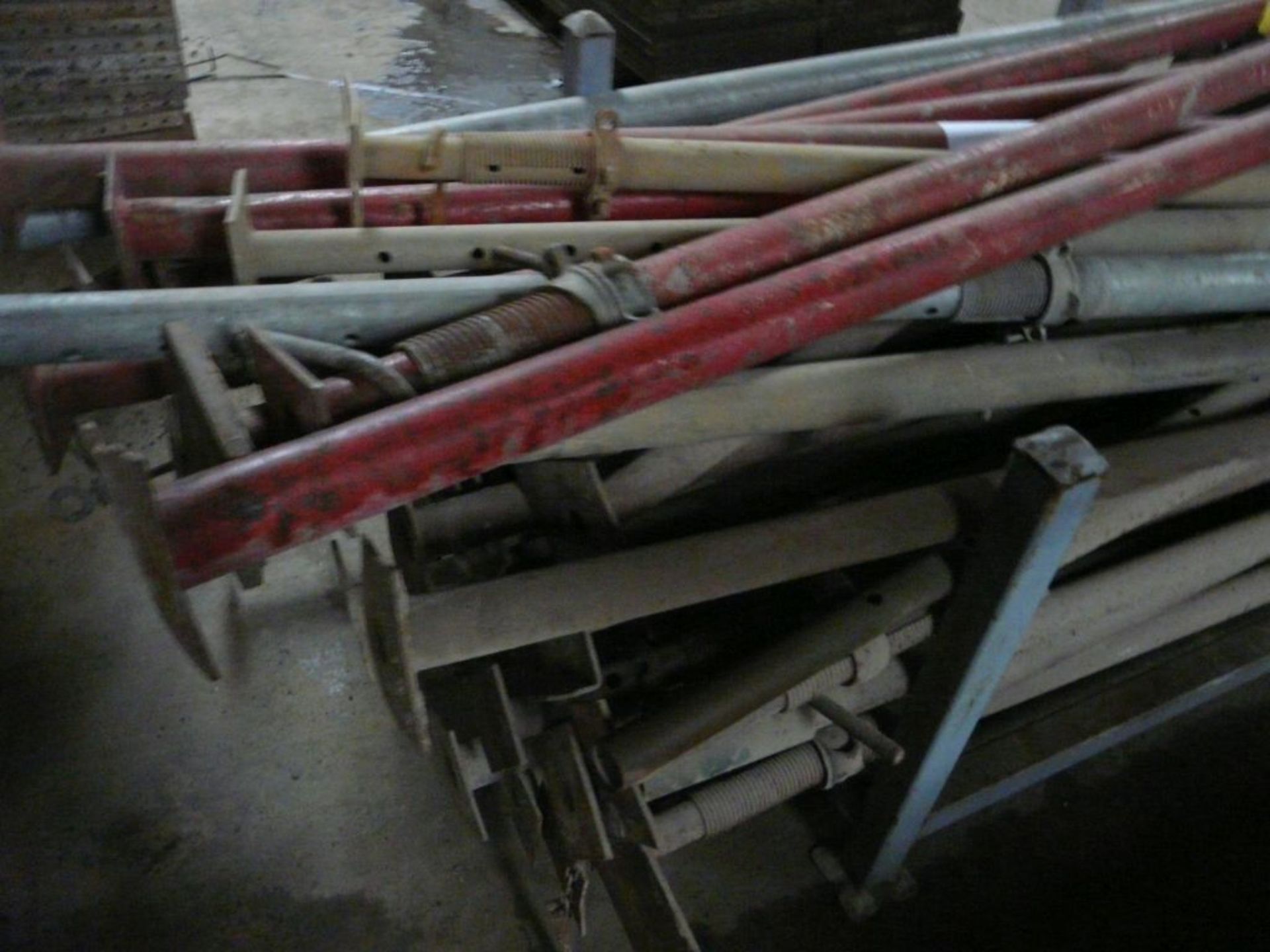 Lot of (55) Post Shores | 72" Extendable; Lot Loading Fee: $10.00 - Image 3 of 5
