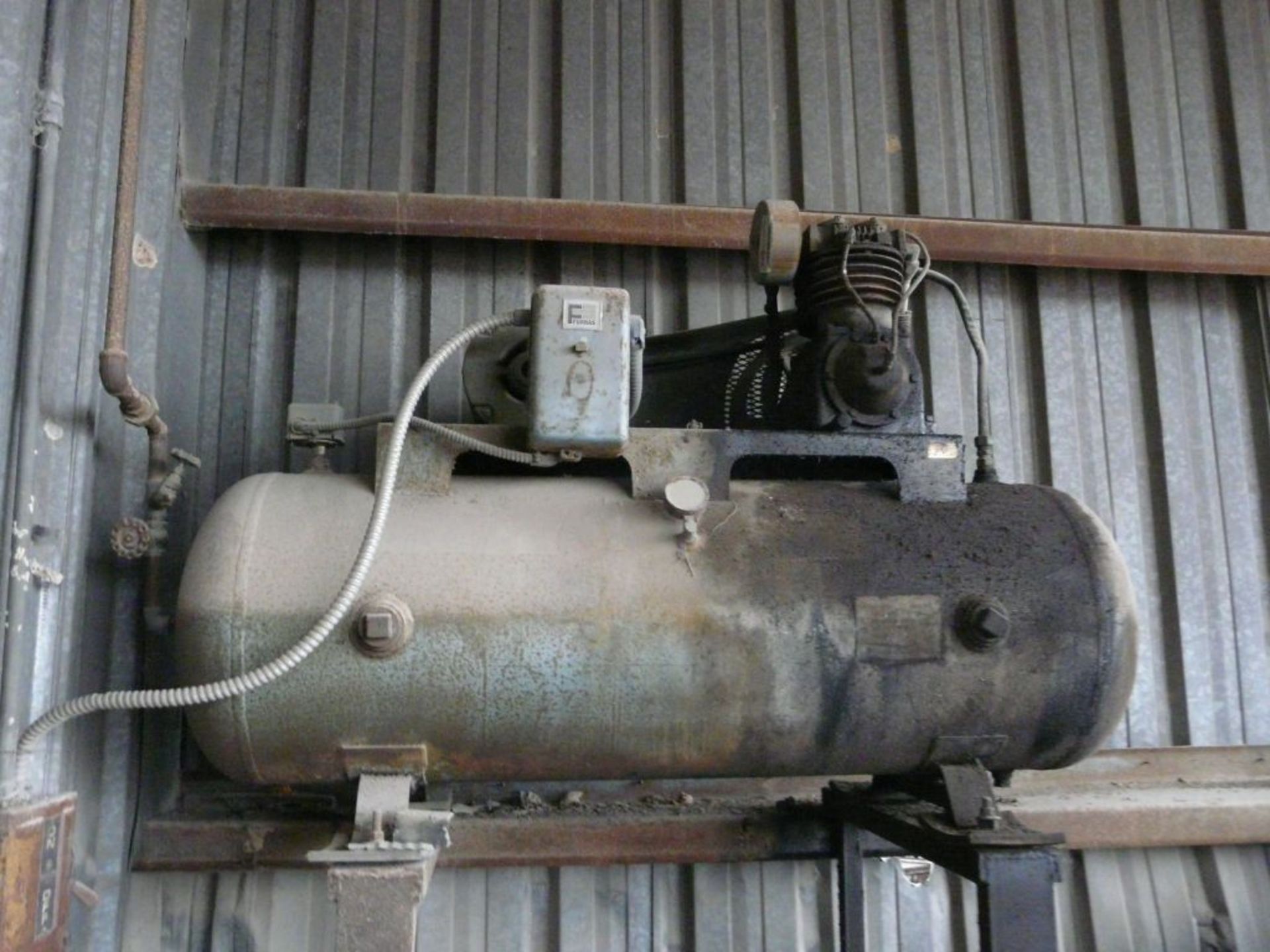 Air Compressor | Lot Loading Fee: $10.00 - Image 2 of 4